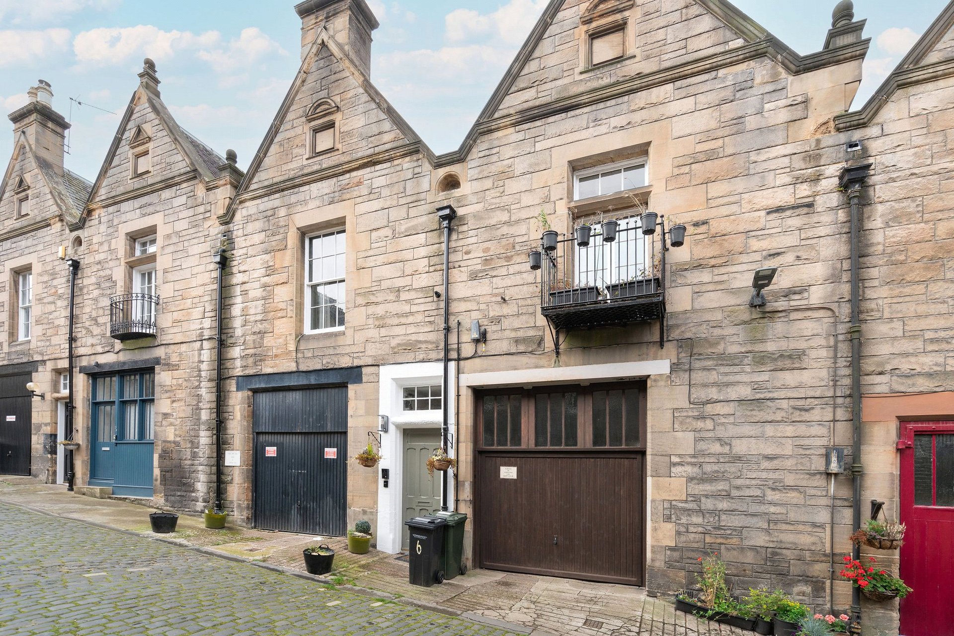 6 Rothesay Mews, Edinburgh, Midlothian, EH3 7SG - Picture #2