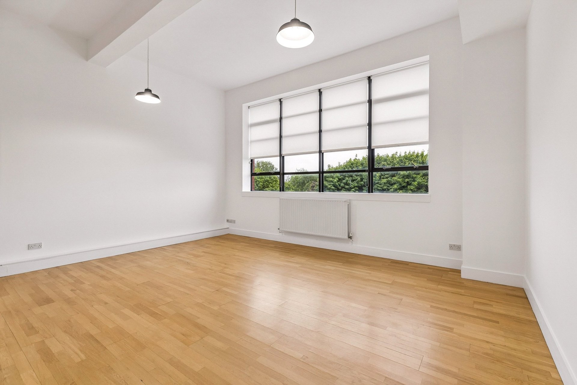 Flat 3/1 Templeton On The Green, 15 Templeton Court, Glasgow City, G40 1EF - Picture #3