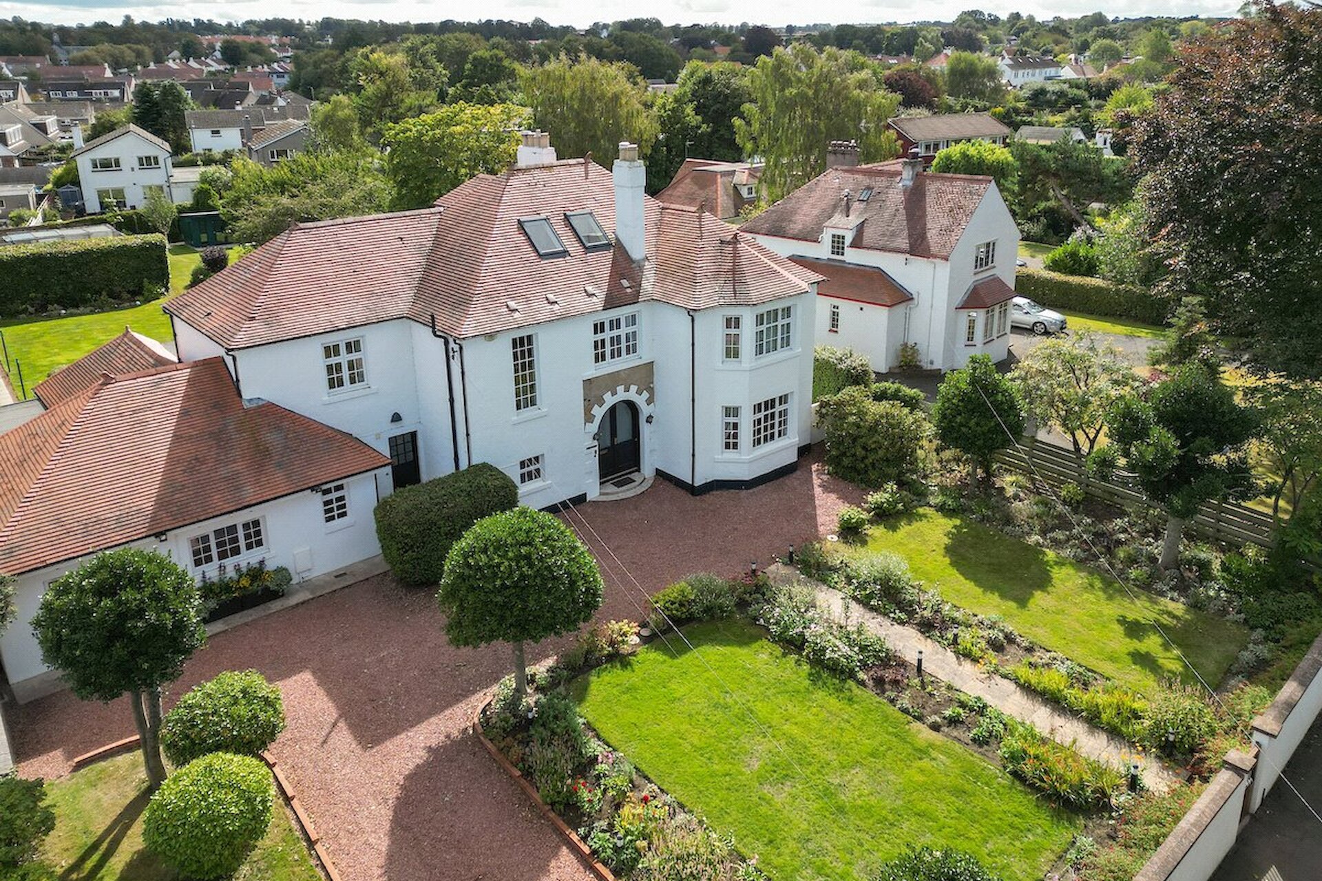 Martinknowe, 11 Gosford Road, Longniddry, East Lothian, EH32 0LF - Picture #1