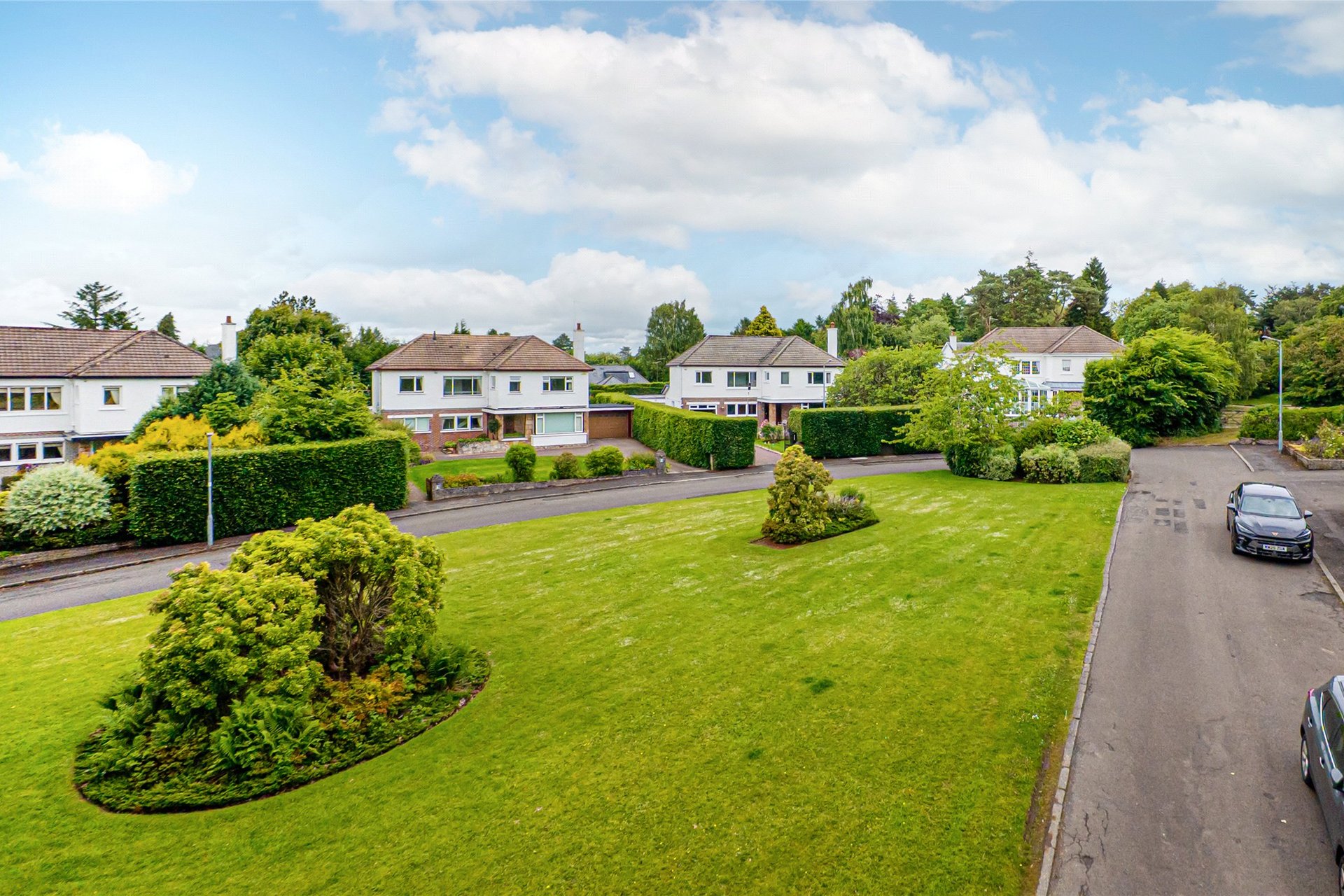 Beech House, 5 Herndon Court, Newton Mearns, Glasgow, G77 5DW - Picture #2