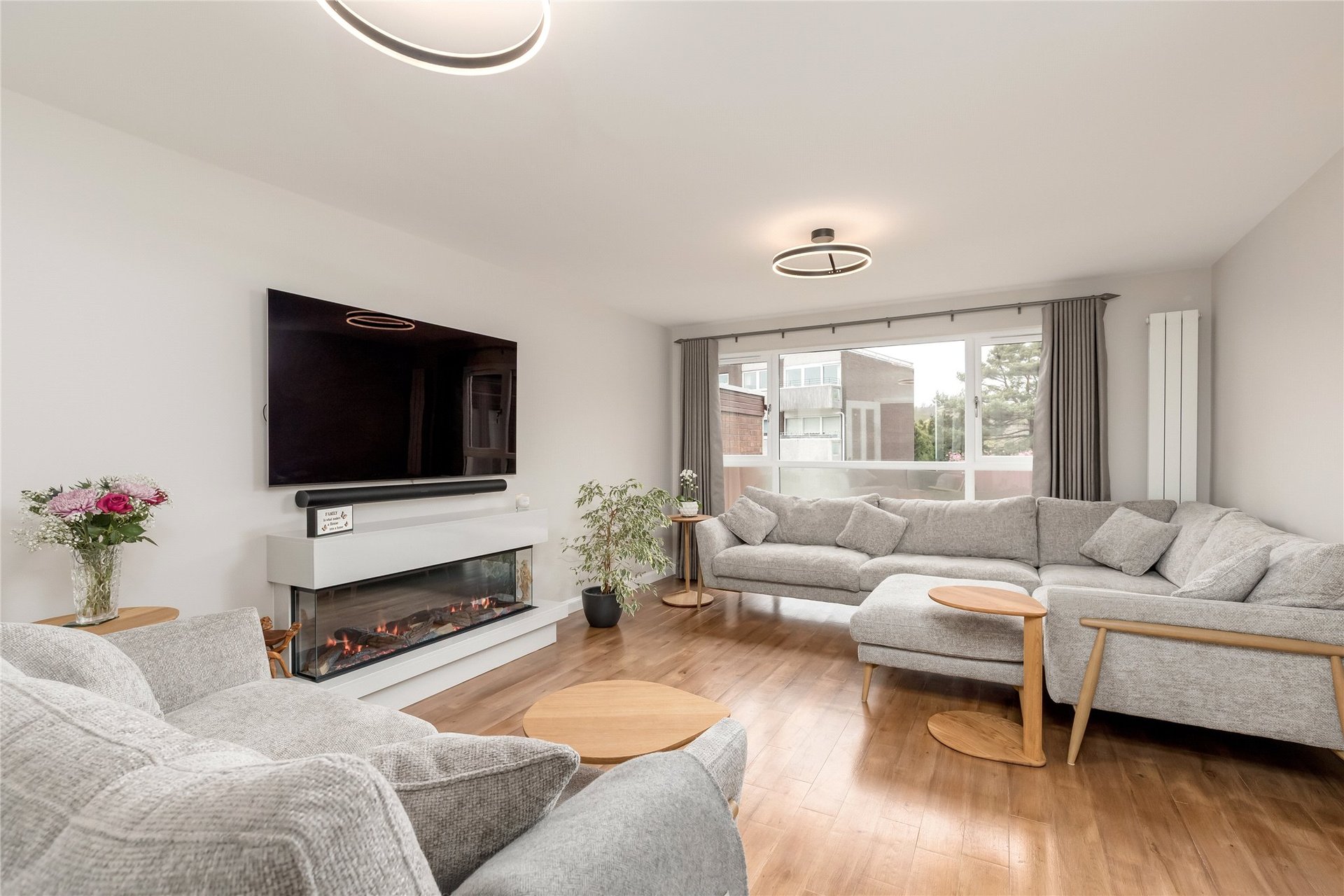 25 Avon Road, Cramond, Edinburgh, EH4 6RD - Picture #3