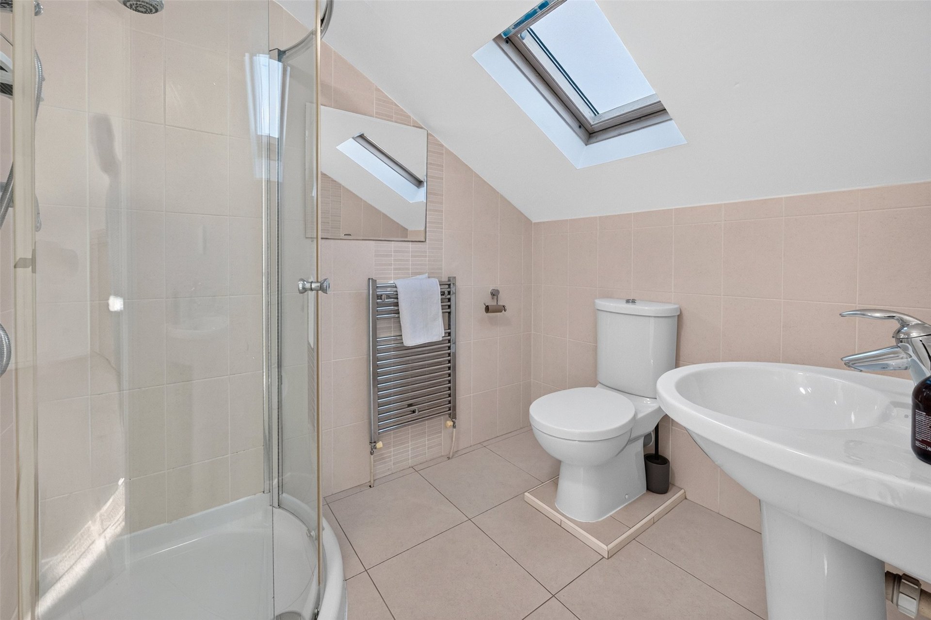 42 Deanwood Avenue, Glasgow, East Renfrewshire, G44 3RJ - Picture #25