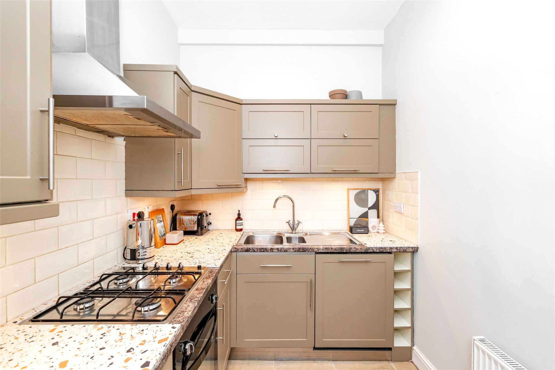 8/9 Viewforth Square, Viewforth, Edinburgh, EH10 4LP - Picture #6
