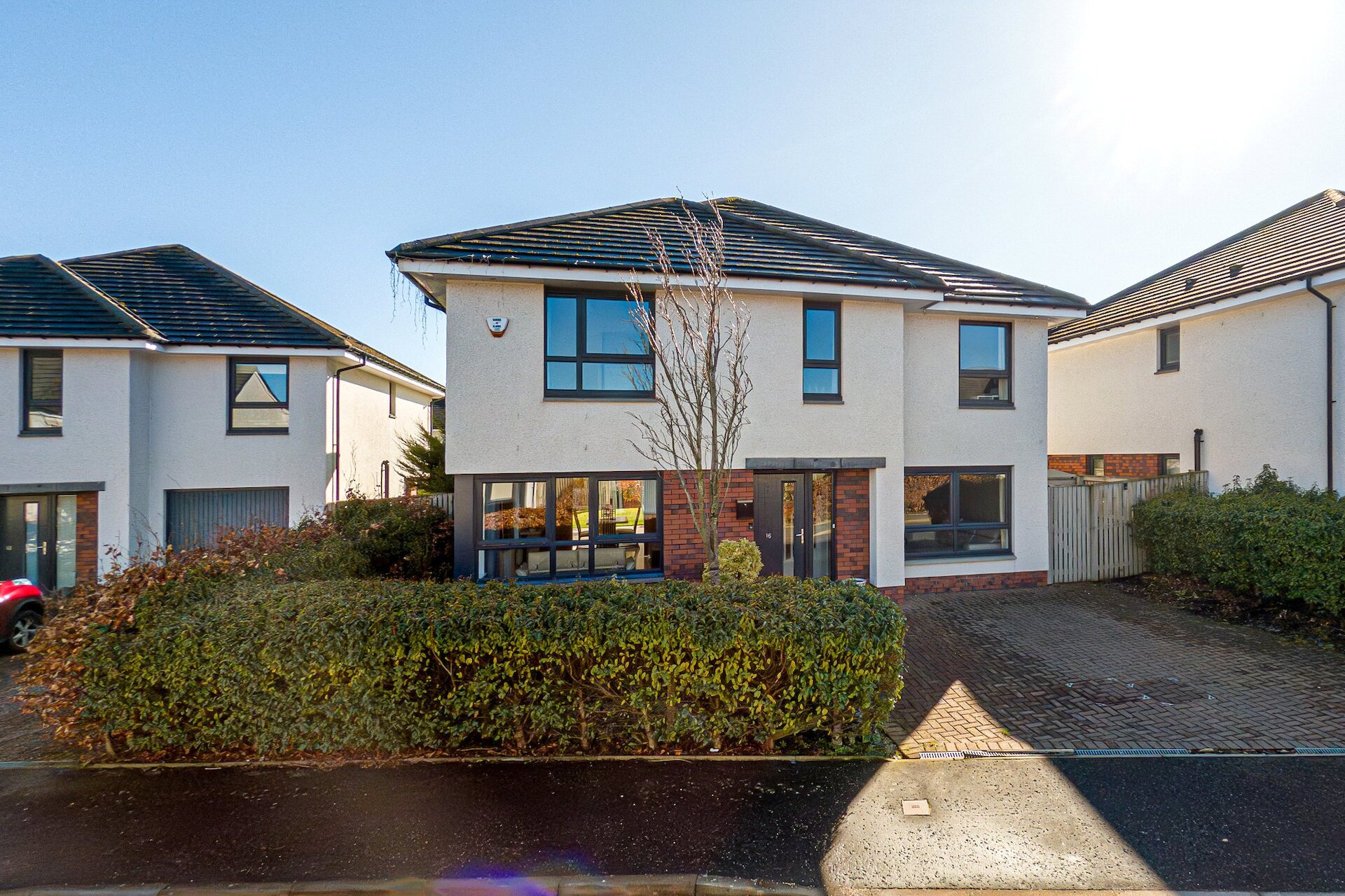 16 Aldton Park, Newton Mearns, Glasgow, G77 5UT - Picture #1