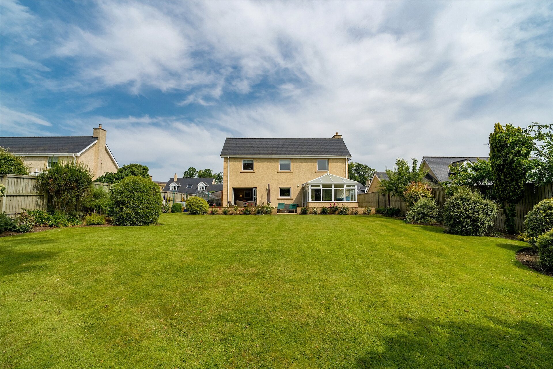 21 Broomlands, Kelso, Scottish Borders, TD5 7PR - Picture #1