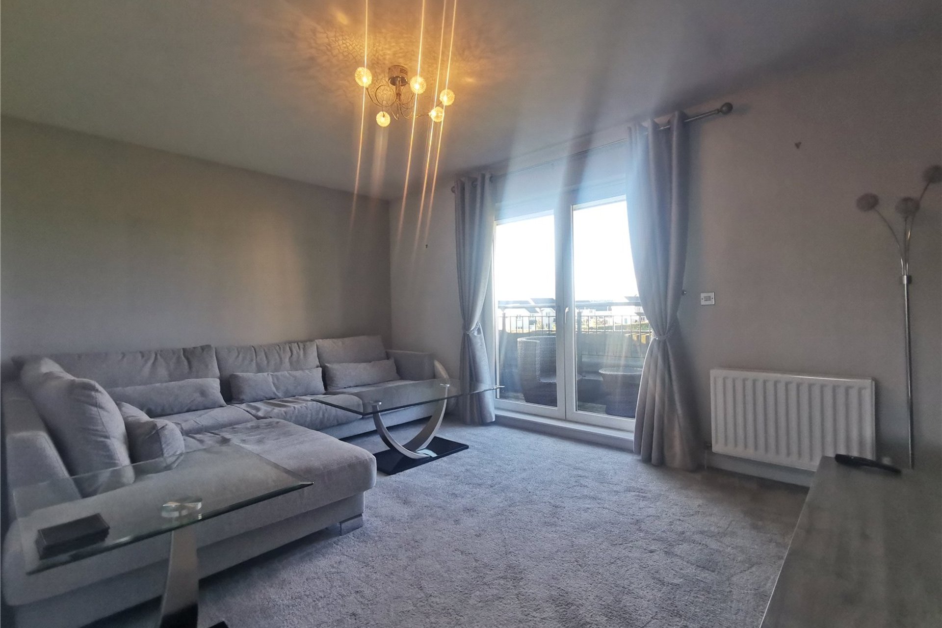 17F South Chesters Gardens, Bonnyrigg, Midlothian, EH19 3GF - Picture #2