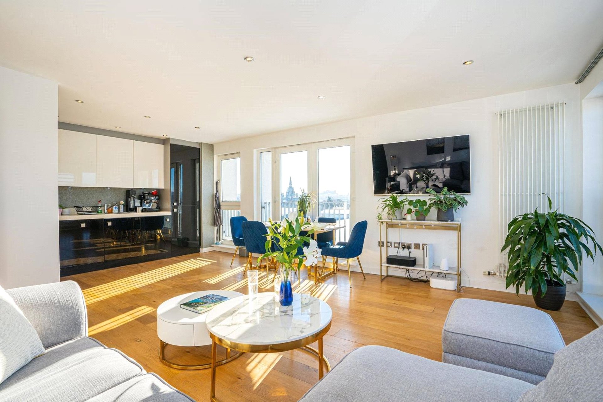 Flat 10, 32 Kimmerghame Drive, Fettes,, Edinburgh, EH4 2GJ - Picture #5