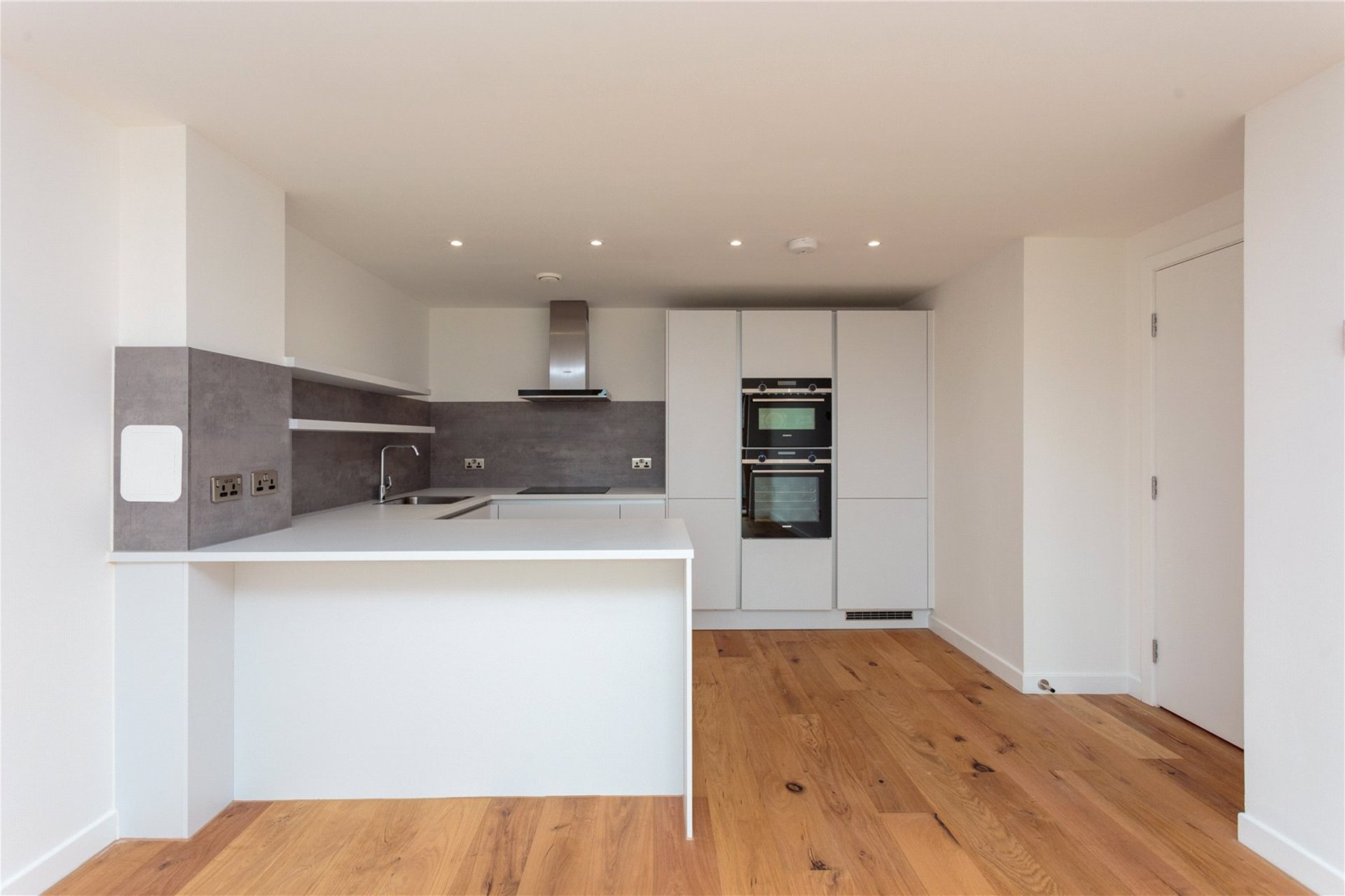 Flat 20, 16 Hughes Close, Edinburgh, EH7 4FY - Picture #6