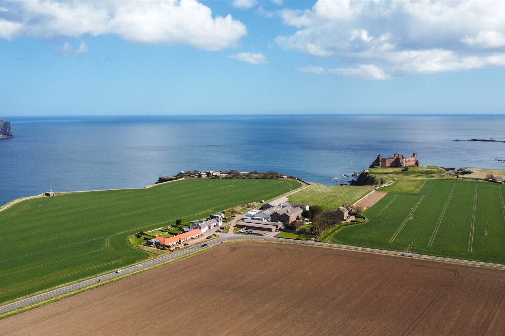 2 Castleton Farm Cottage, North Berwick, East Lothian, EH39 5PN - Picture #2