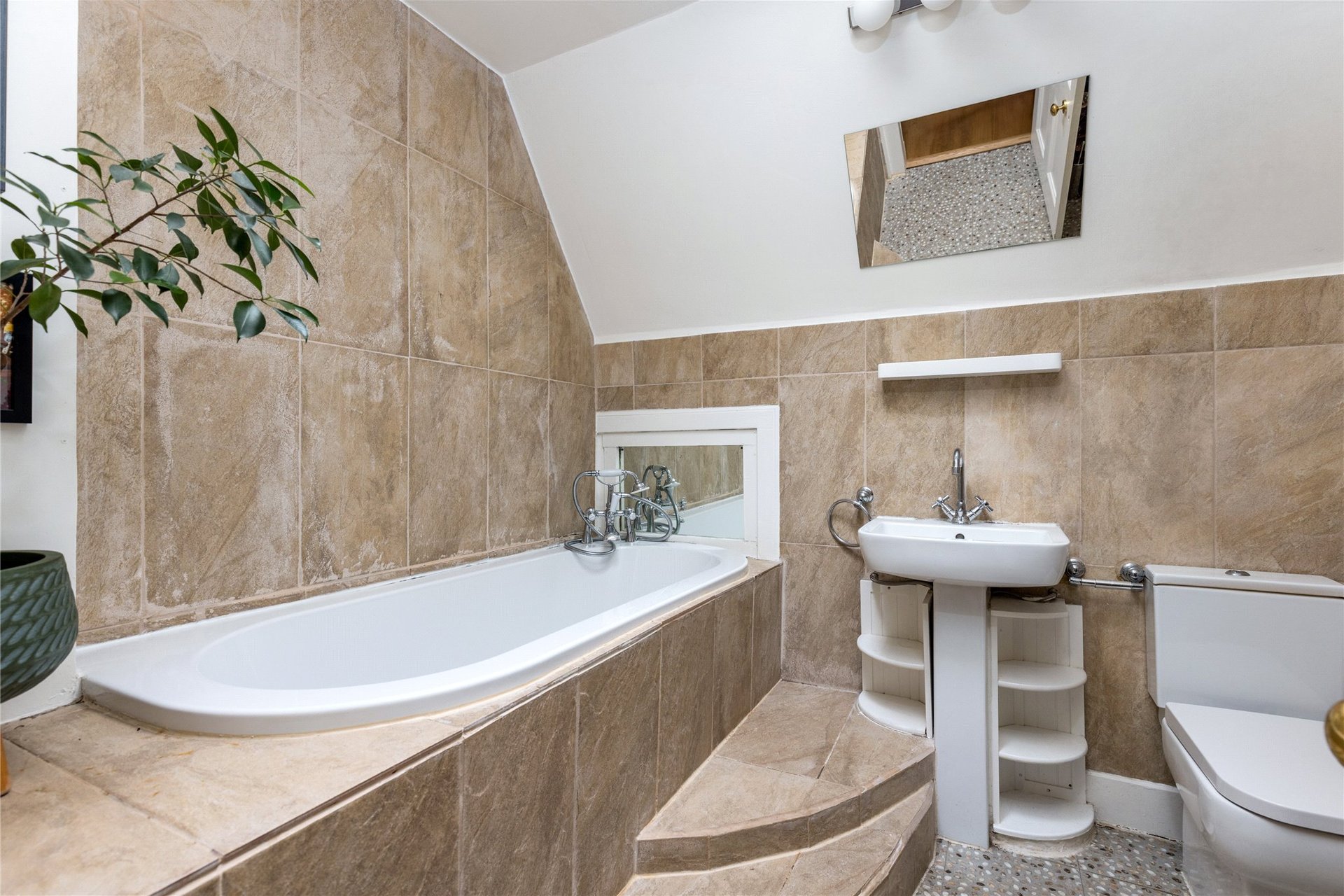 19/4 Mentone Terrace, Edinburgh, Midlothian, EH9 2DG - Picture #22