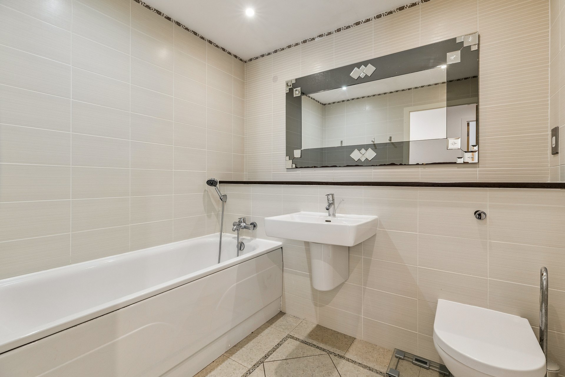 Flat 6/4, 21 Oswald Street, City Centre, Glasgow, G1 4PE - Picture #16