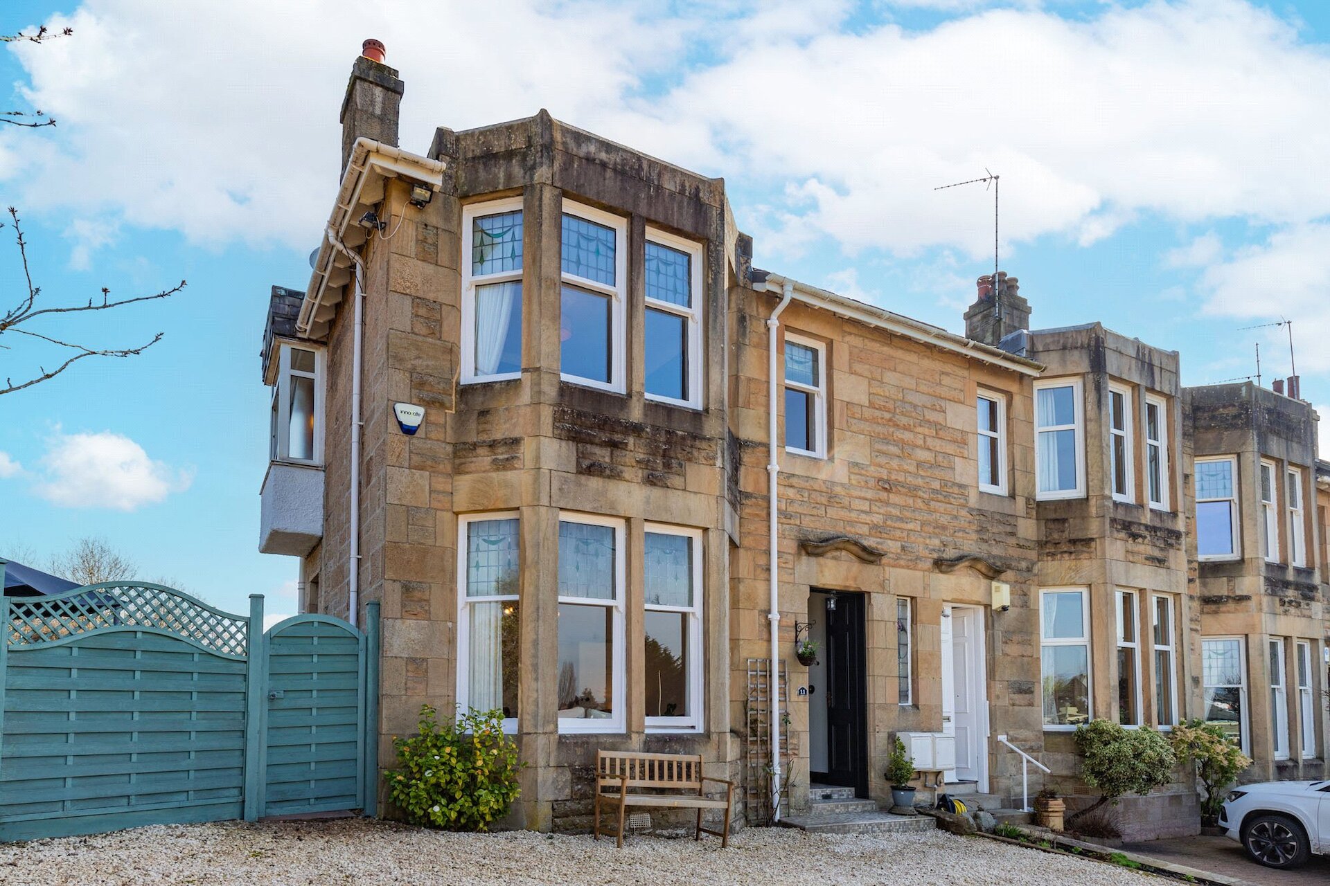 11 Queens Gate, Clarkston, Glasgow, G76 7HE - Picture #1