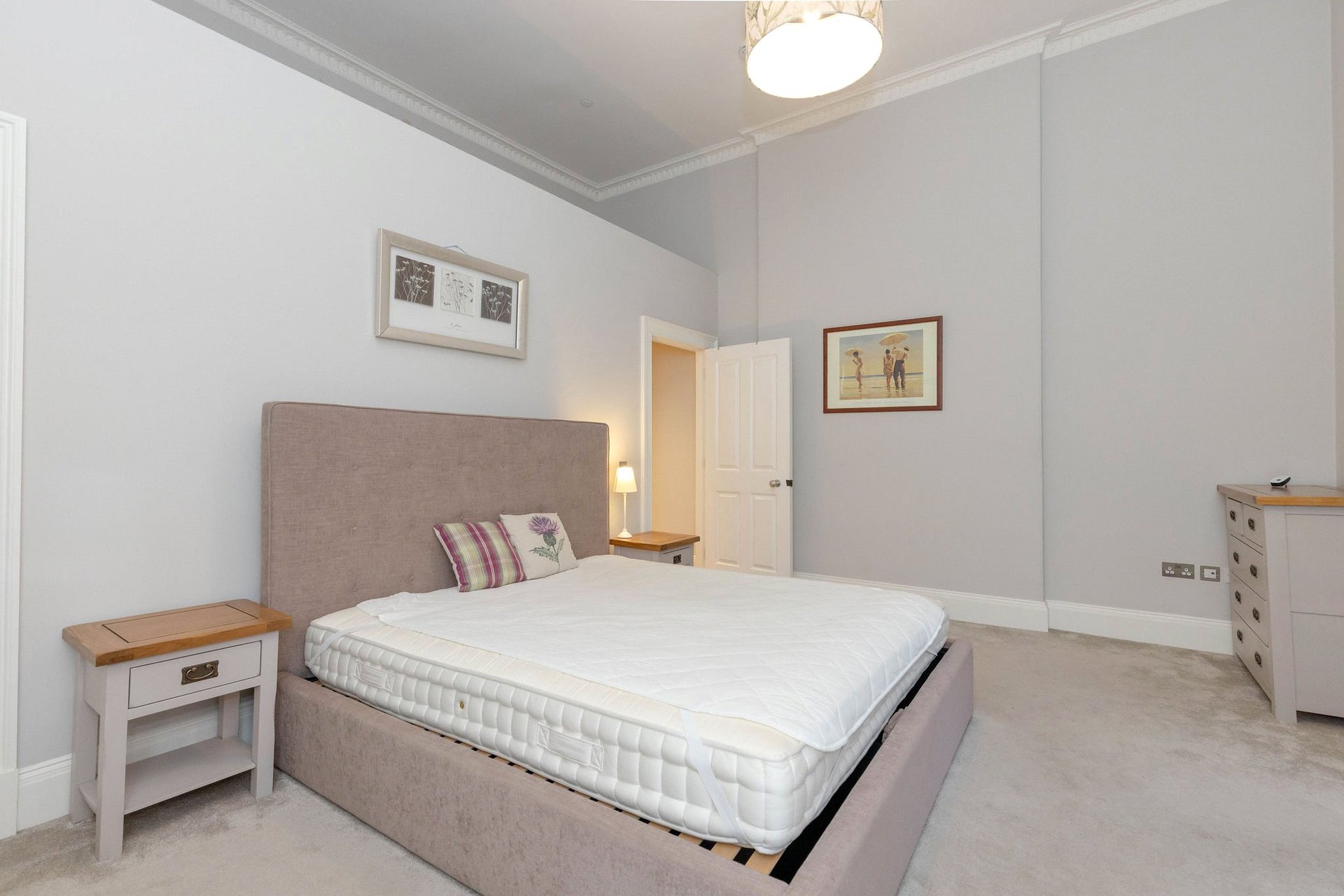 Flat 1, 19 York Place, Edinburgh, Midlothian, EH1 3EB - Picture #10