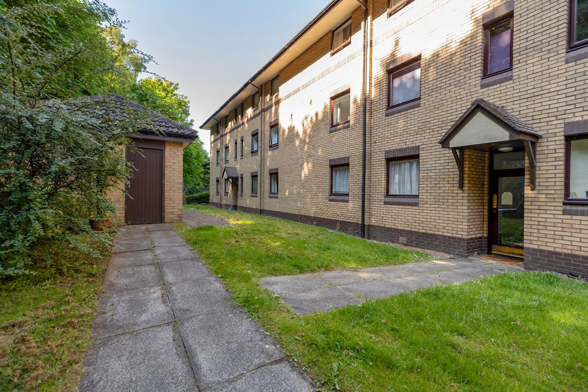 7 Birch View, Bearsden, G61 2BT - Picture #2