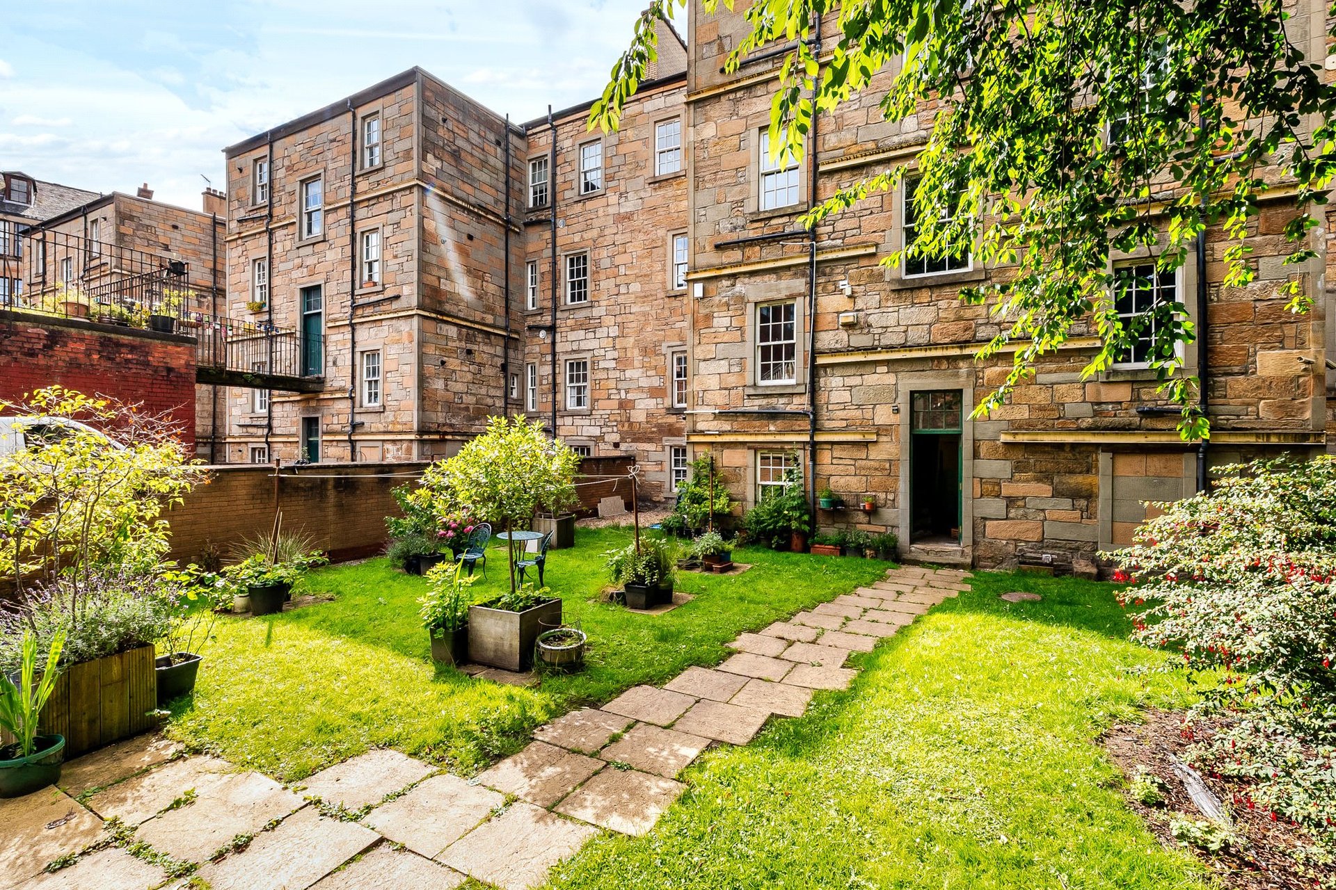 2/1, 17 Baliol Street, Woodlands, Glasgow, G3 6UT - Picture #3