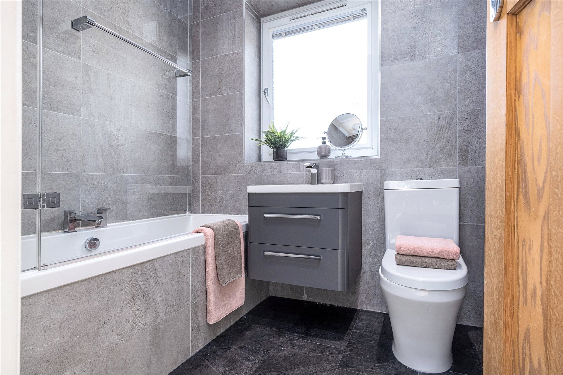 14 Hillside Avenue, Bearsden, G61 3QE - Picture #27