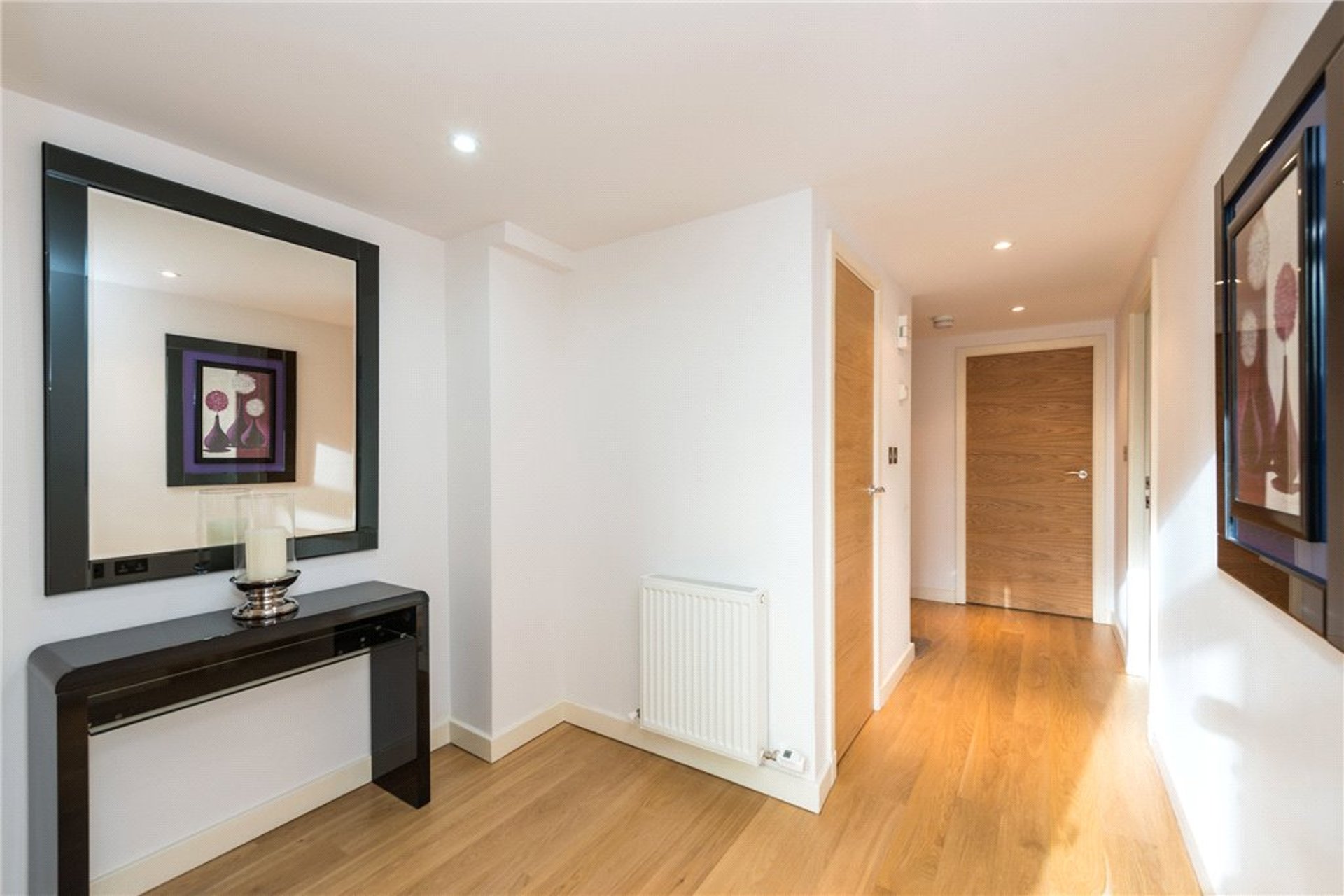 Flat 7, 19 Simpson Loan, Edinburgh, Midlothian, EH3 9BS - Picture #3
