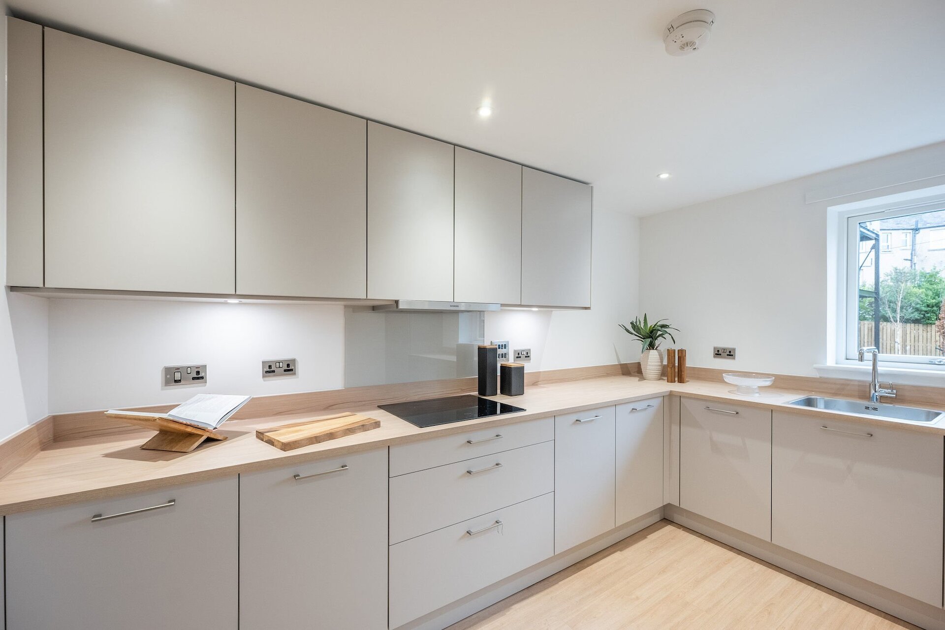 Apt 13, Colinton Road, Edinburgh, Midlothian, EH14 1BY - Picture #1