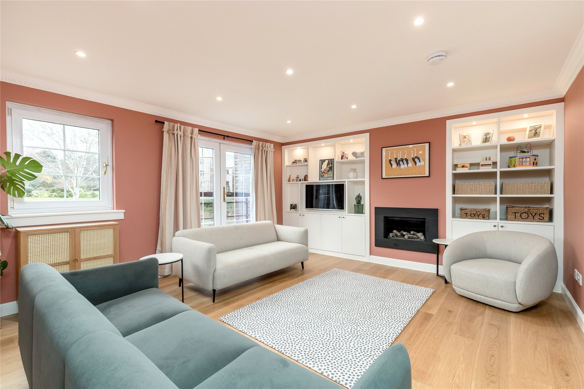 63 Orchard Brae Avenue, Edinburgh, Midlothian, EH4 2UR - Picture #2