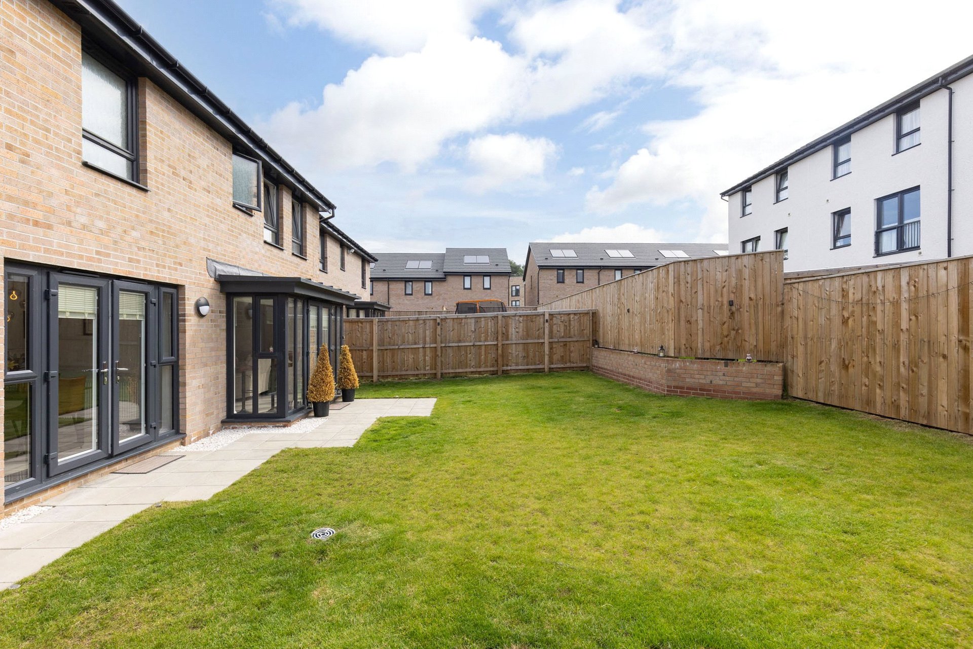 5 Kestrel Gardens, Edinburgh, Midlothian, EH4 8GE - Picture #26