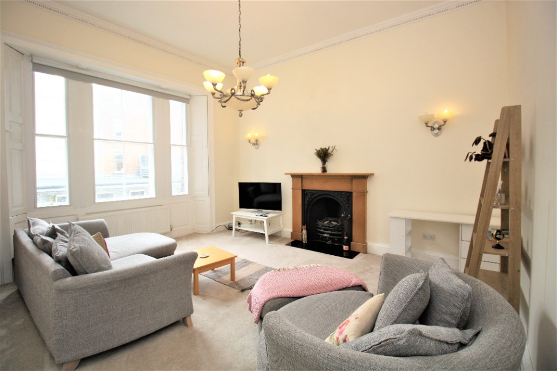 34 North Castle Street, Central, Edinburgh, EH2 3BN - Picture #1