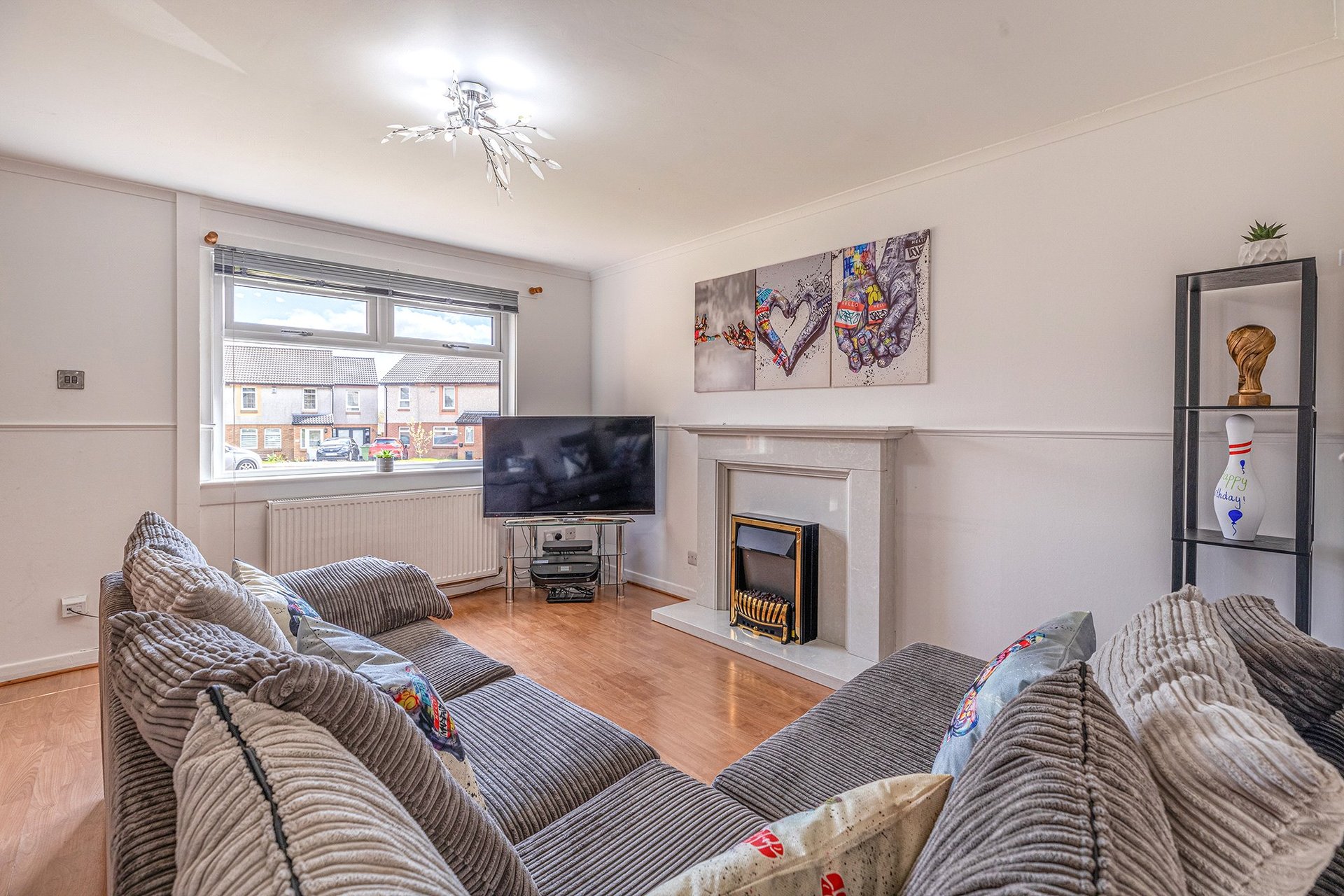 60 Harris Close, Newton Mearns, Glasgow, G77 6TU - Picture #3