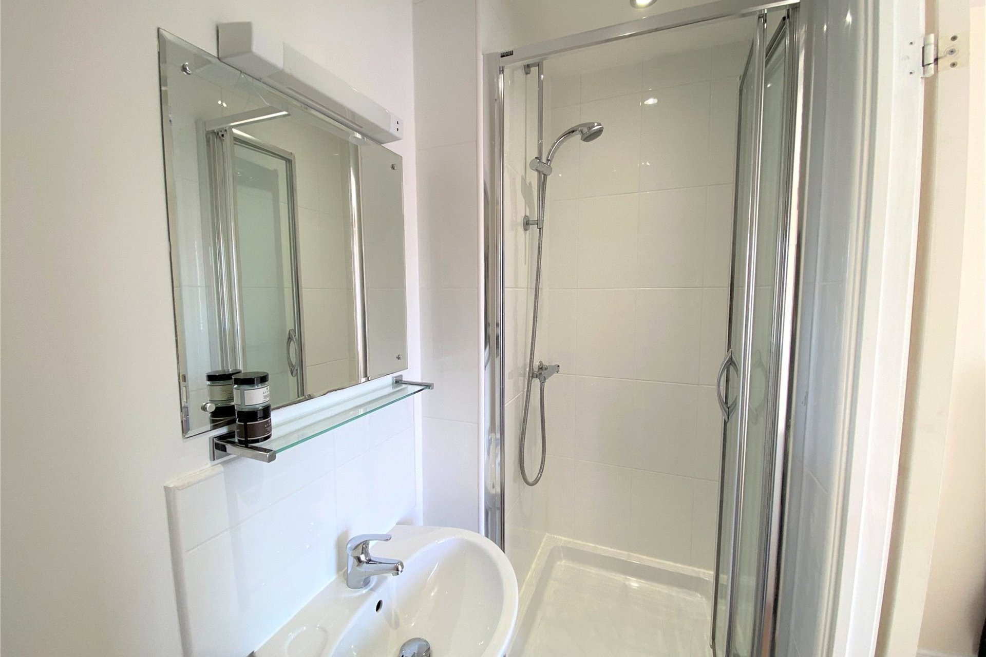 80/4 Gylemuir Road, Edinburgh, EH12 7DW - Picture #13