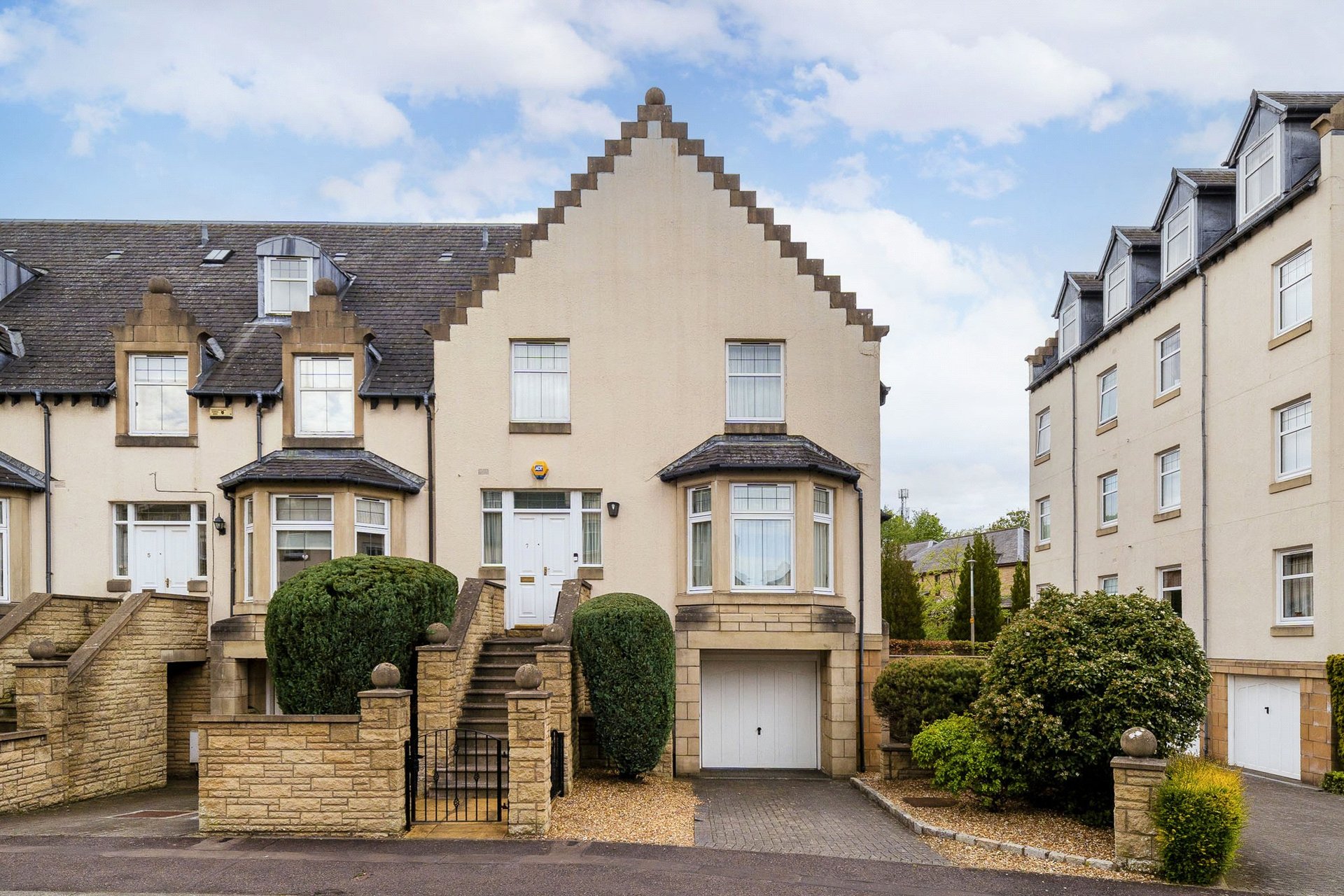 7 Mid Steil, Greenbank, Edinburgh, EH10 5XB - Picture #2