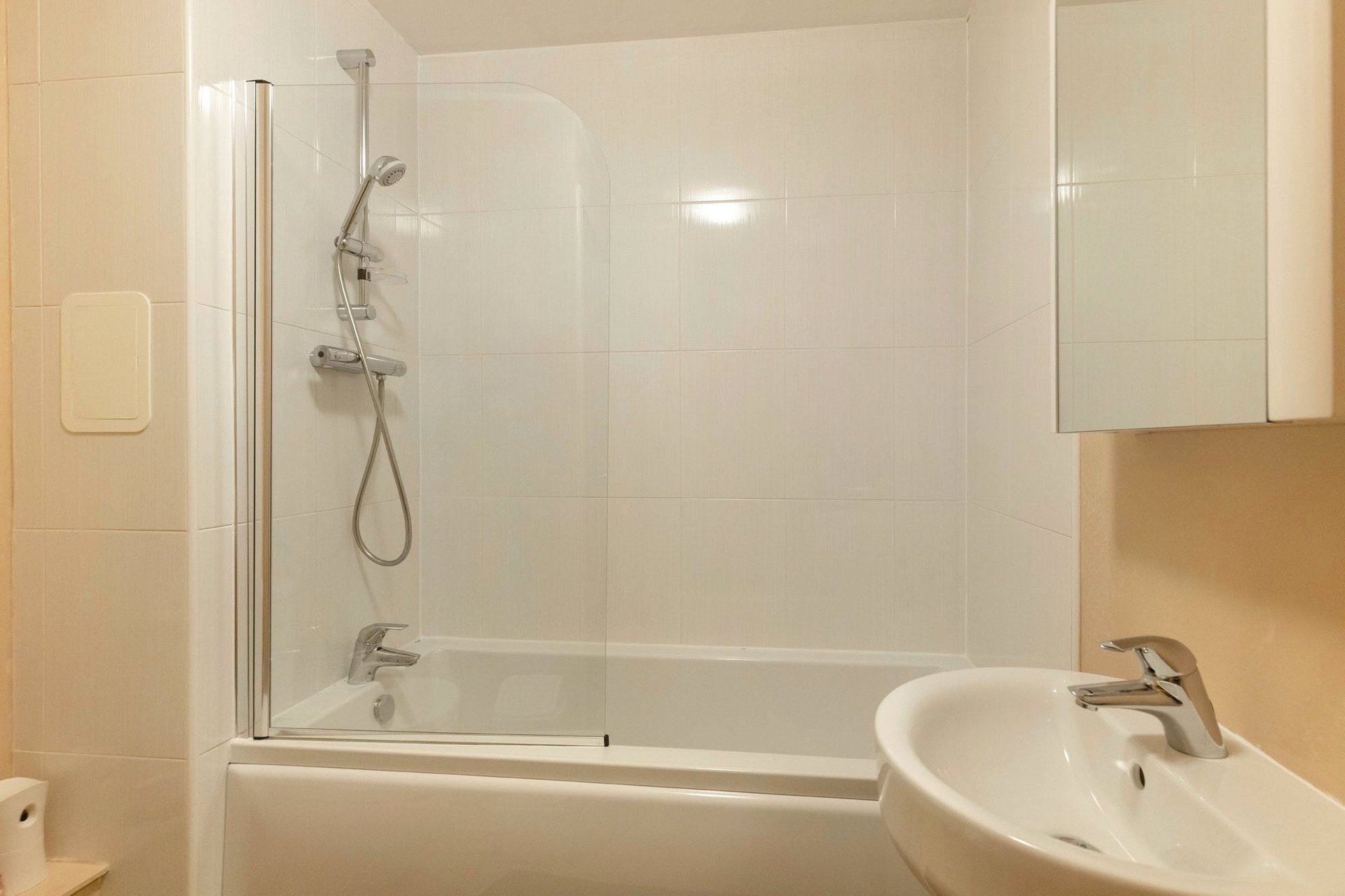 2/6 Ferry Gait Crescent, Edinburgh, Midlothian, EH4 4GR - Picture #10
