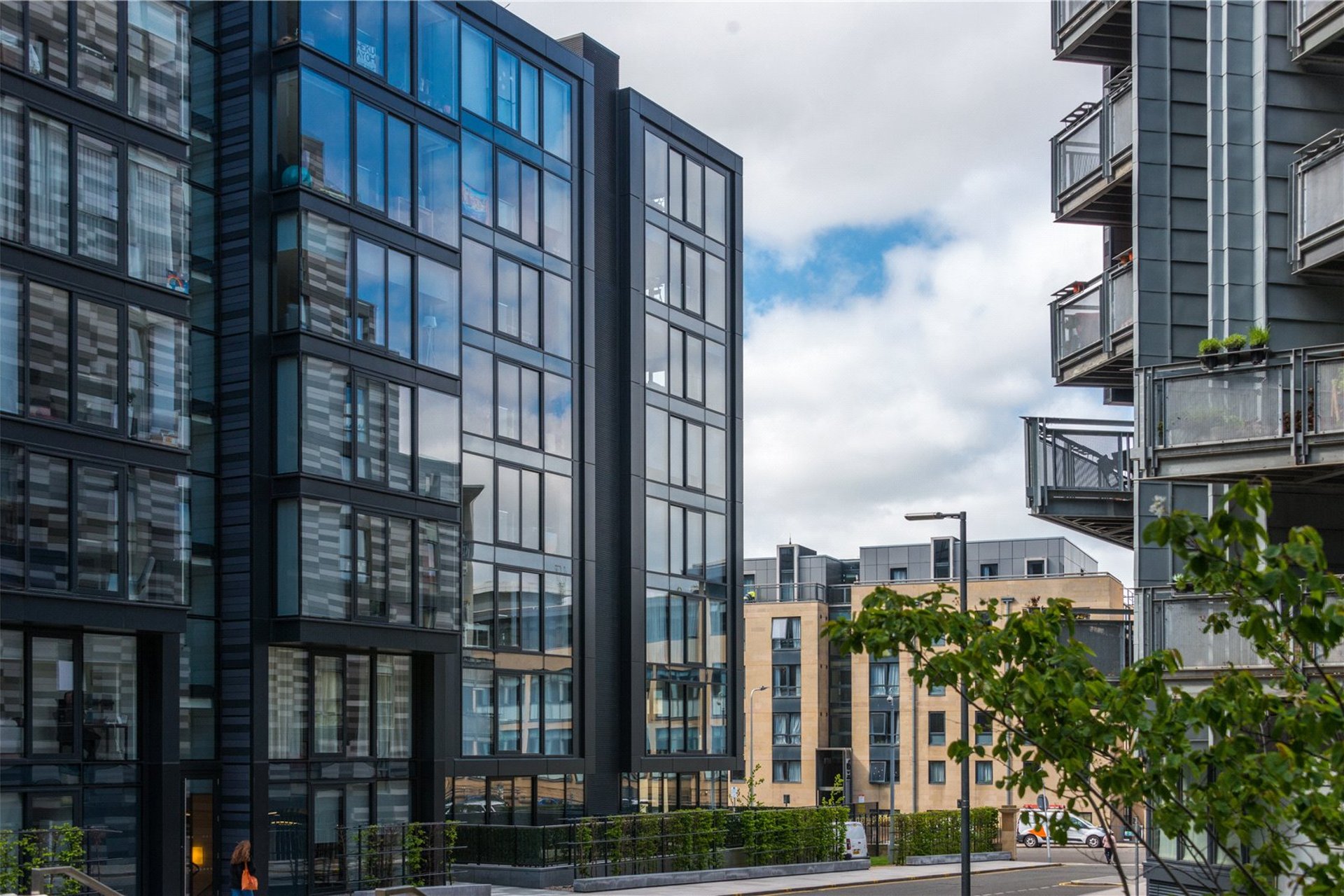 Flat 22, 3 Simpson Loan, Edinburgh, EH3 9GZ - Picture #6
