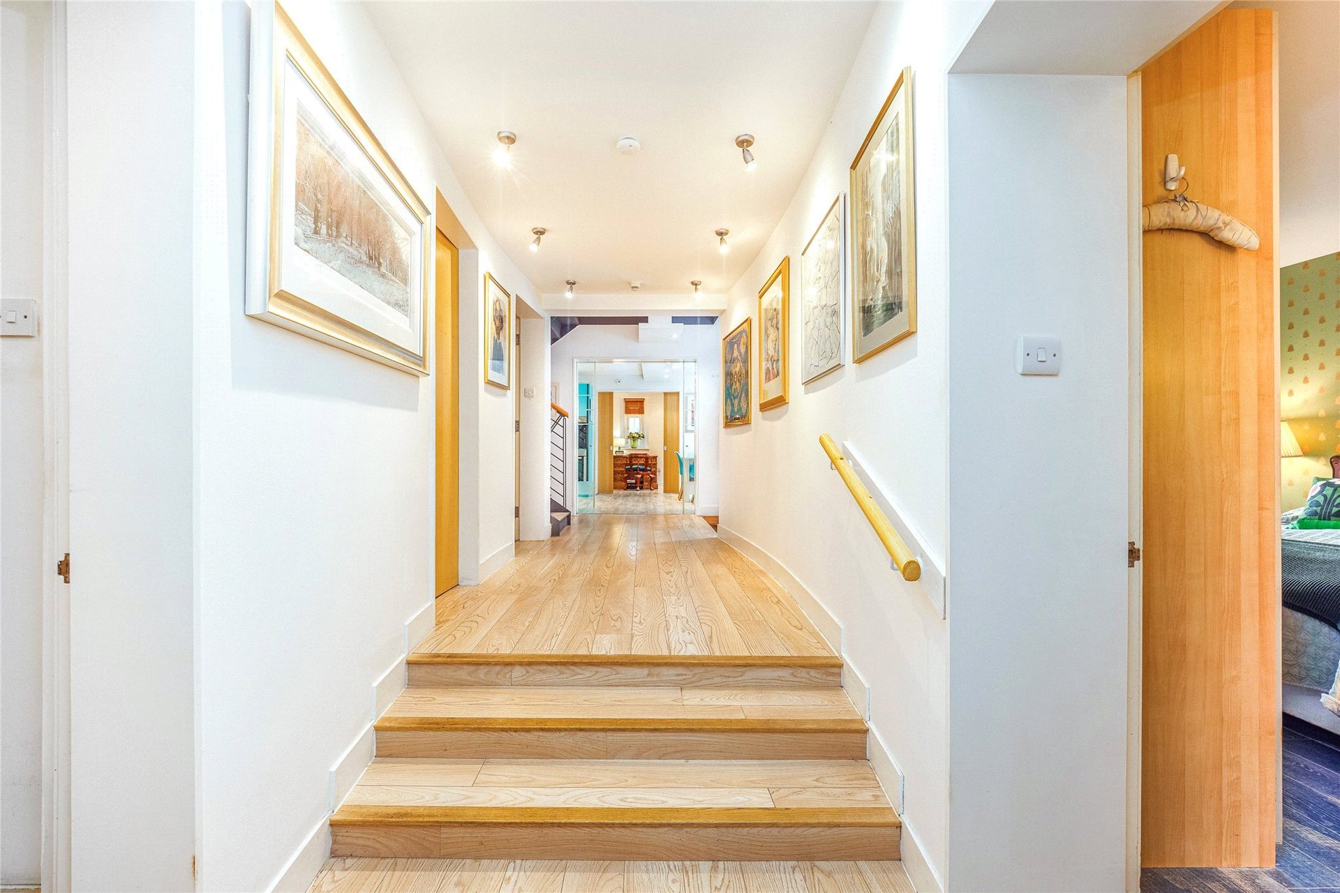 Mews, 31 Cleveden Drive Lane, Kirklee, Glasgow, G12 0RZ - Picture #36