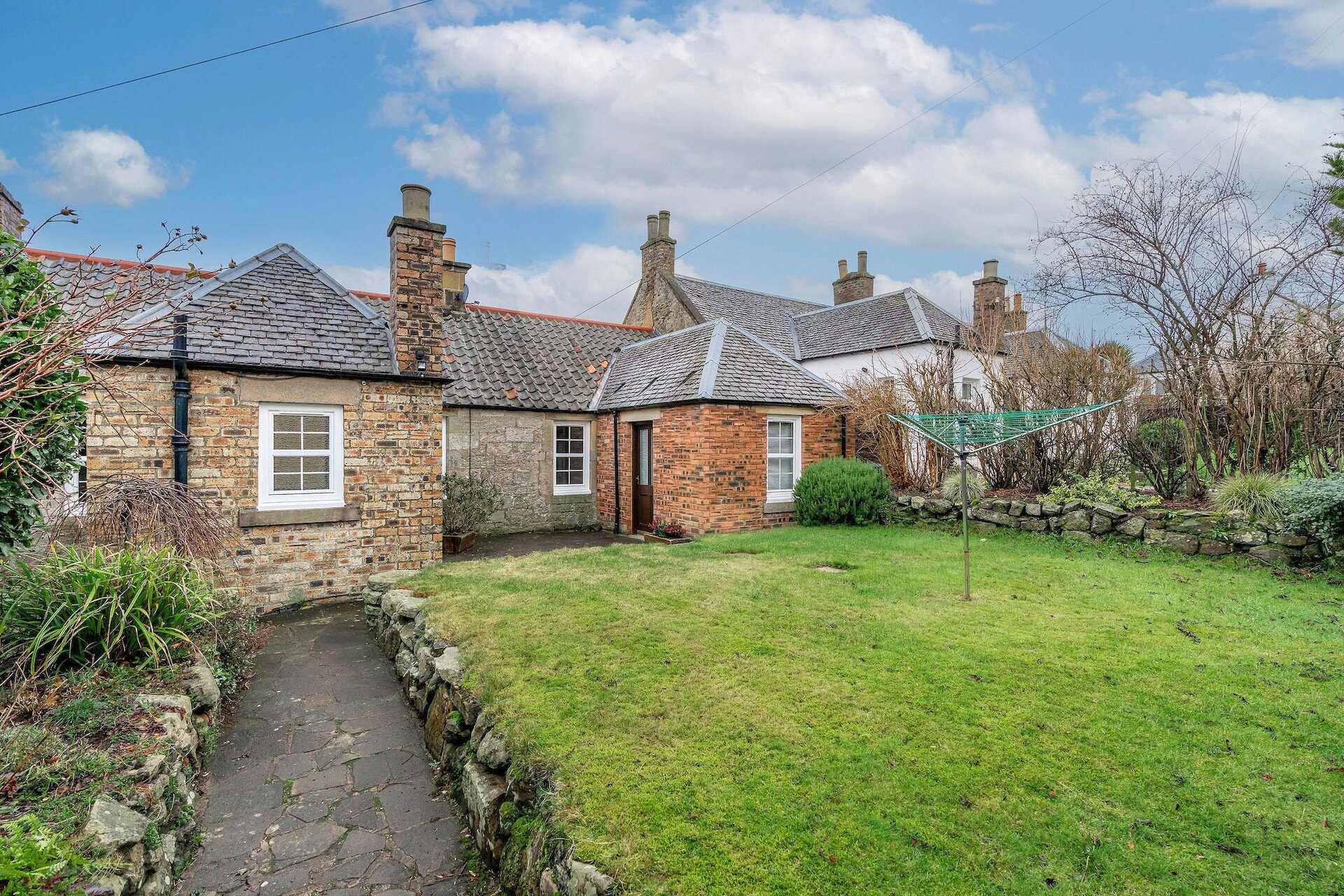 Helena Cottage, 21 Kirkgate, Currie, Edinburgh, EH14 6AP - Picture #1
