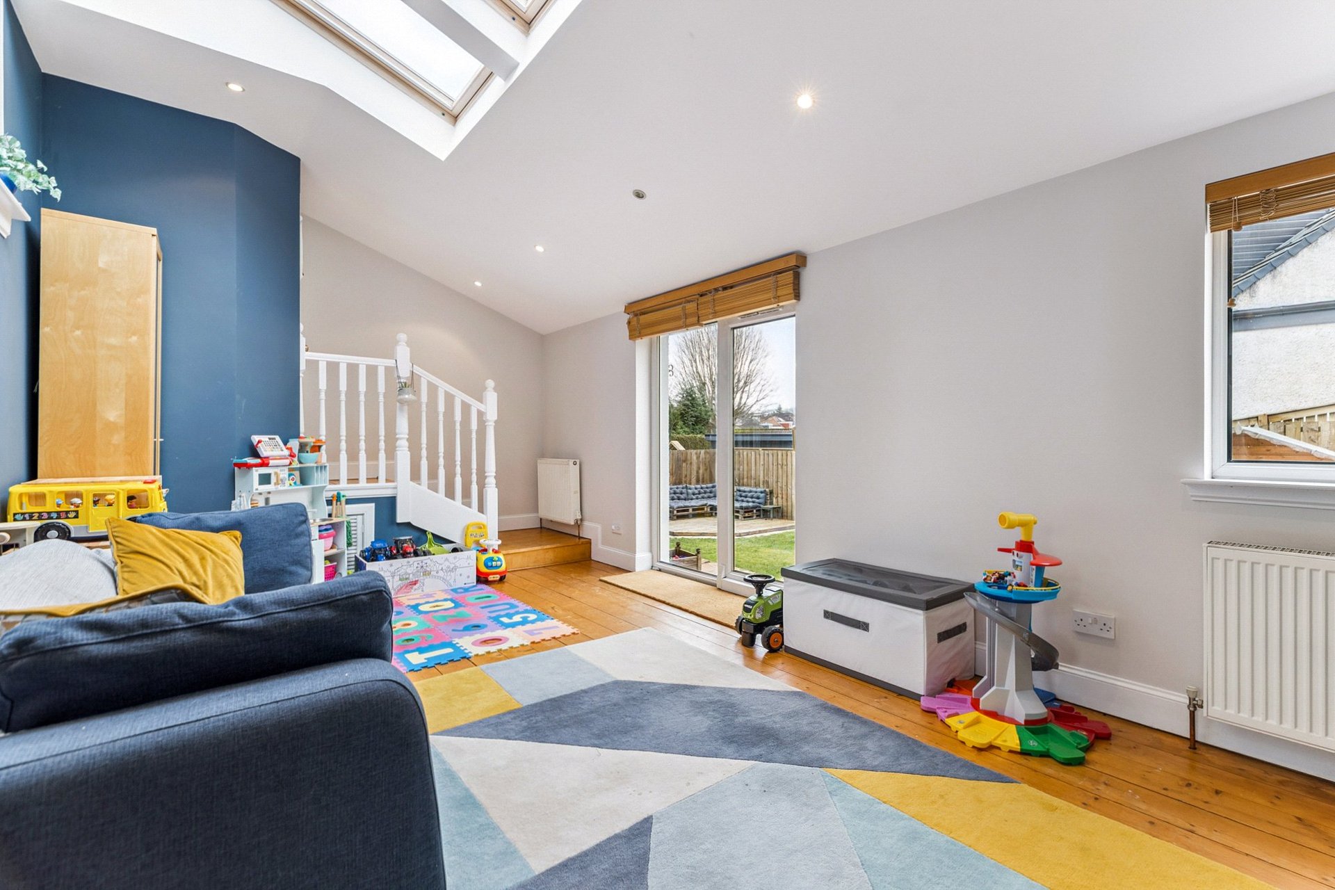 15 Cairnhill Road, Bearsden, G61 1AU - Picture #15