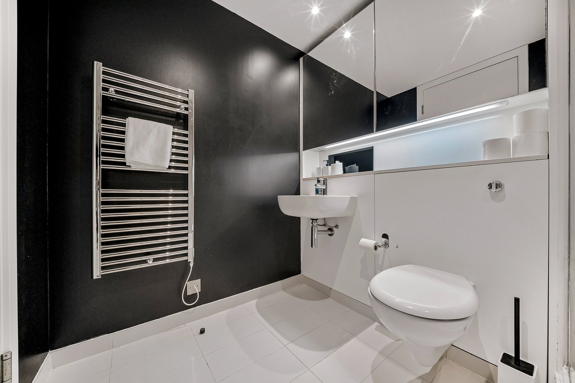 Flat 15, 24 Simpson Loan, Quartermile, Edinburgh, EH3 9GE - Picture #14