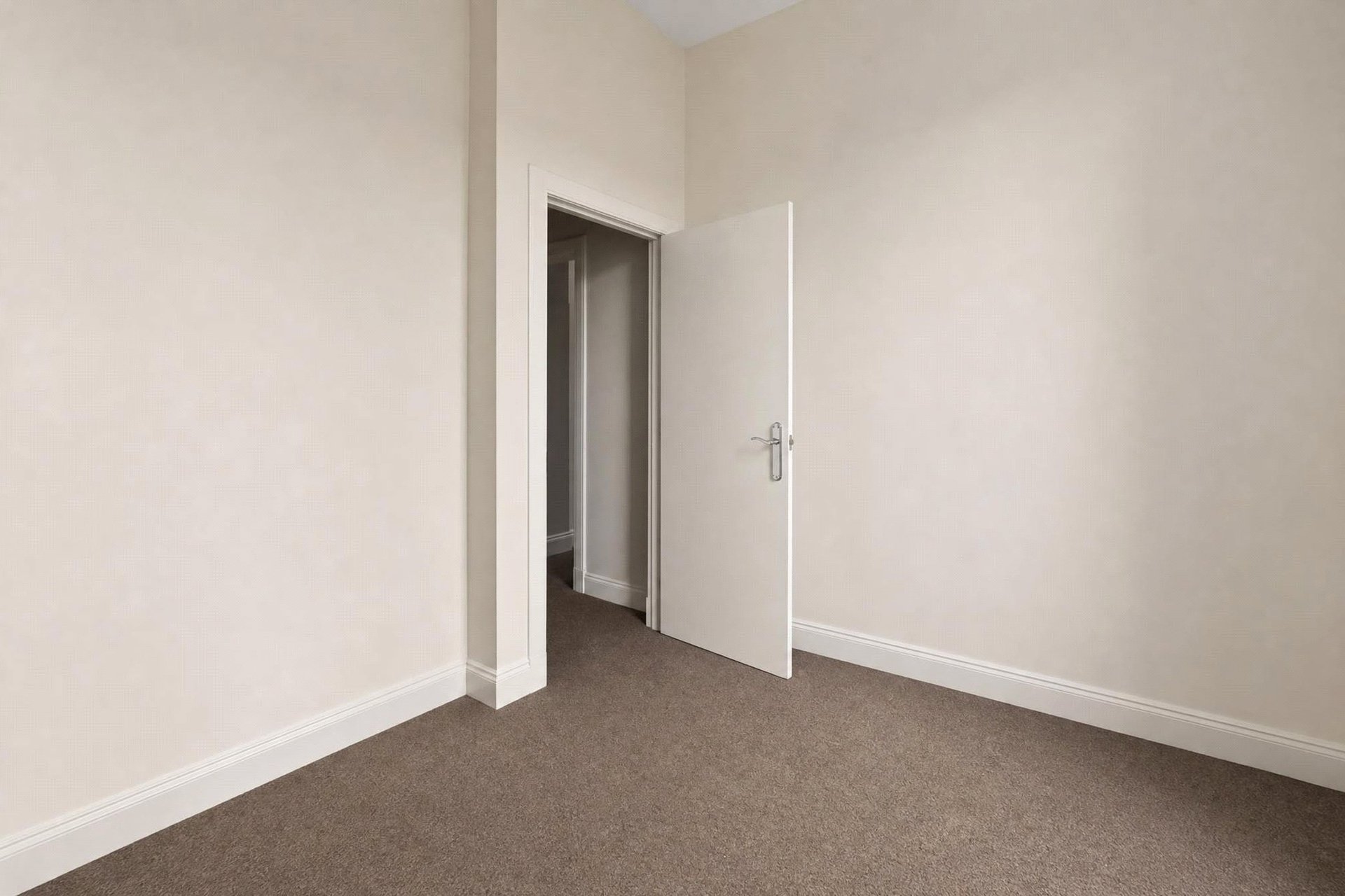 233/6 Leith Walk, Edinburgh, EH6 8NY - Picture #10