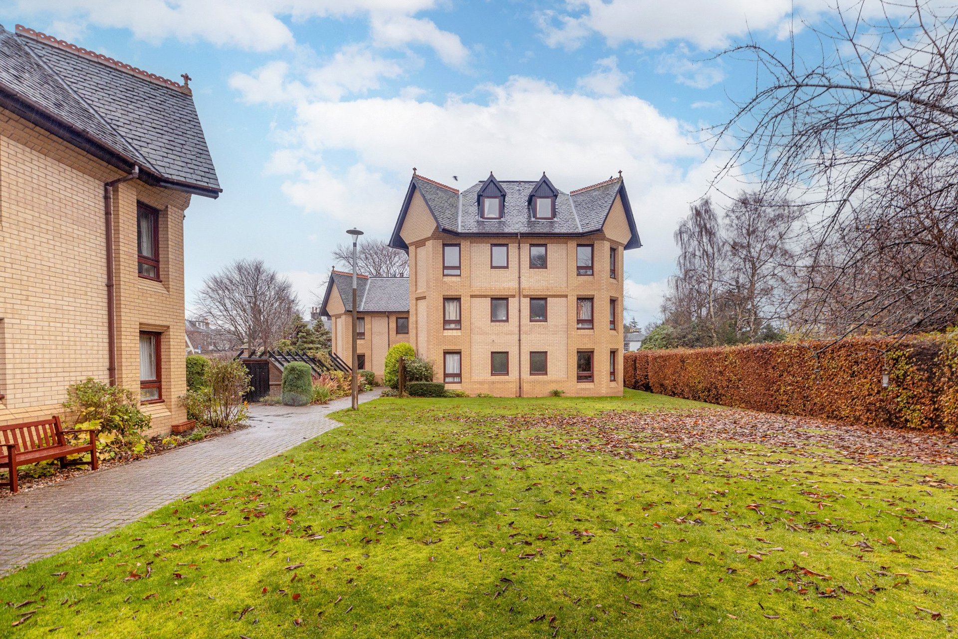 146/8 Whitehouse Loan, Edinburgh, Midlothian, EH9 2AN - Picture #2