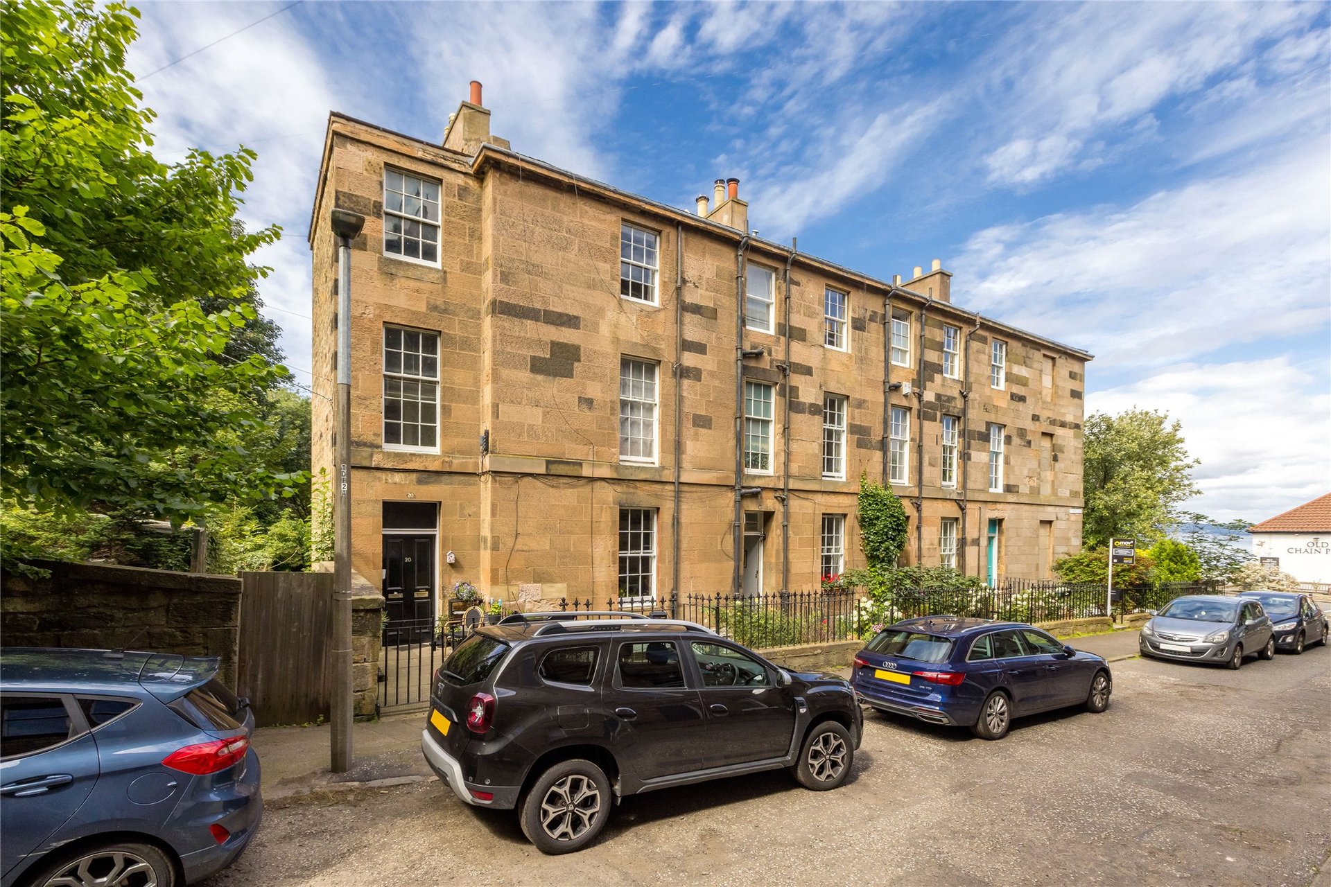 20 (2f), Trinity Crescent, Trinity, Edinburgh, EH5 3EE - Picture #2
