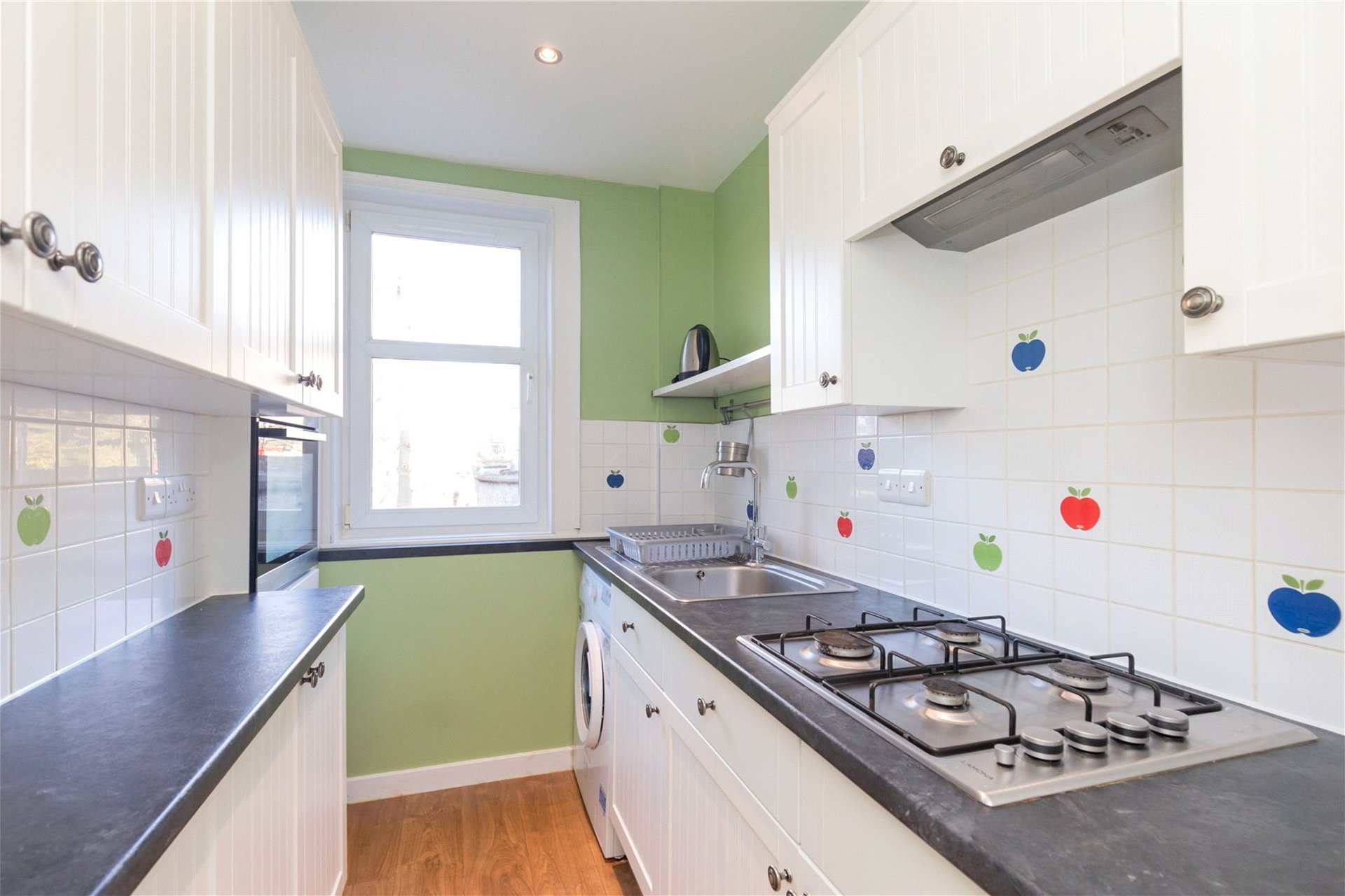 2/3 Bonnington Avenue, Edinburgh, EH6 5QH - Picture #9