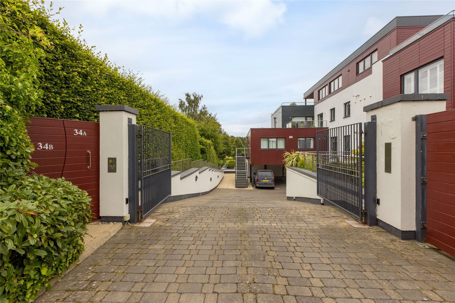 34B Barnton Avenue West, Edinburgh, Midlothian, EH4 6DE - Picture #2