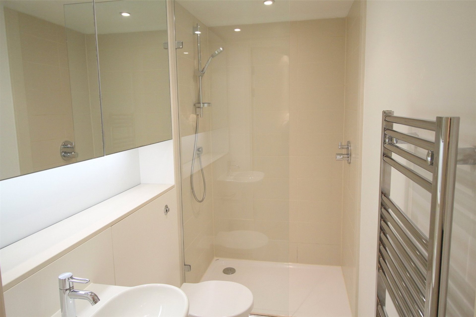 Flat 17, 24 Simpson Loan, Lauriston, Edinburgh, EH3 9GE - Picture #11