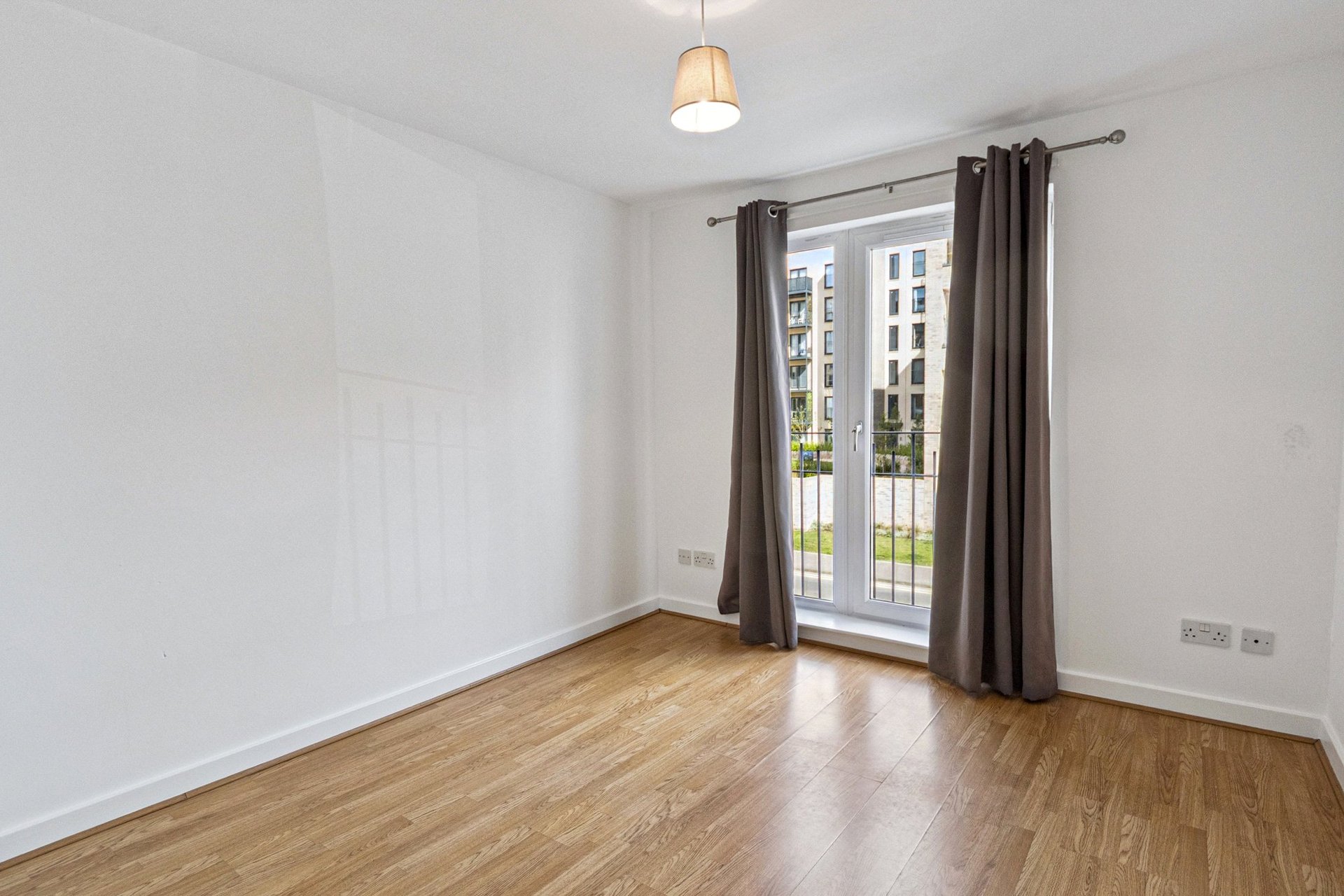1, 8 Salamander Court, Leith, Edinburgh, EH6 7JN - Picture #8