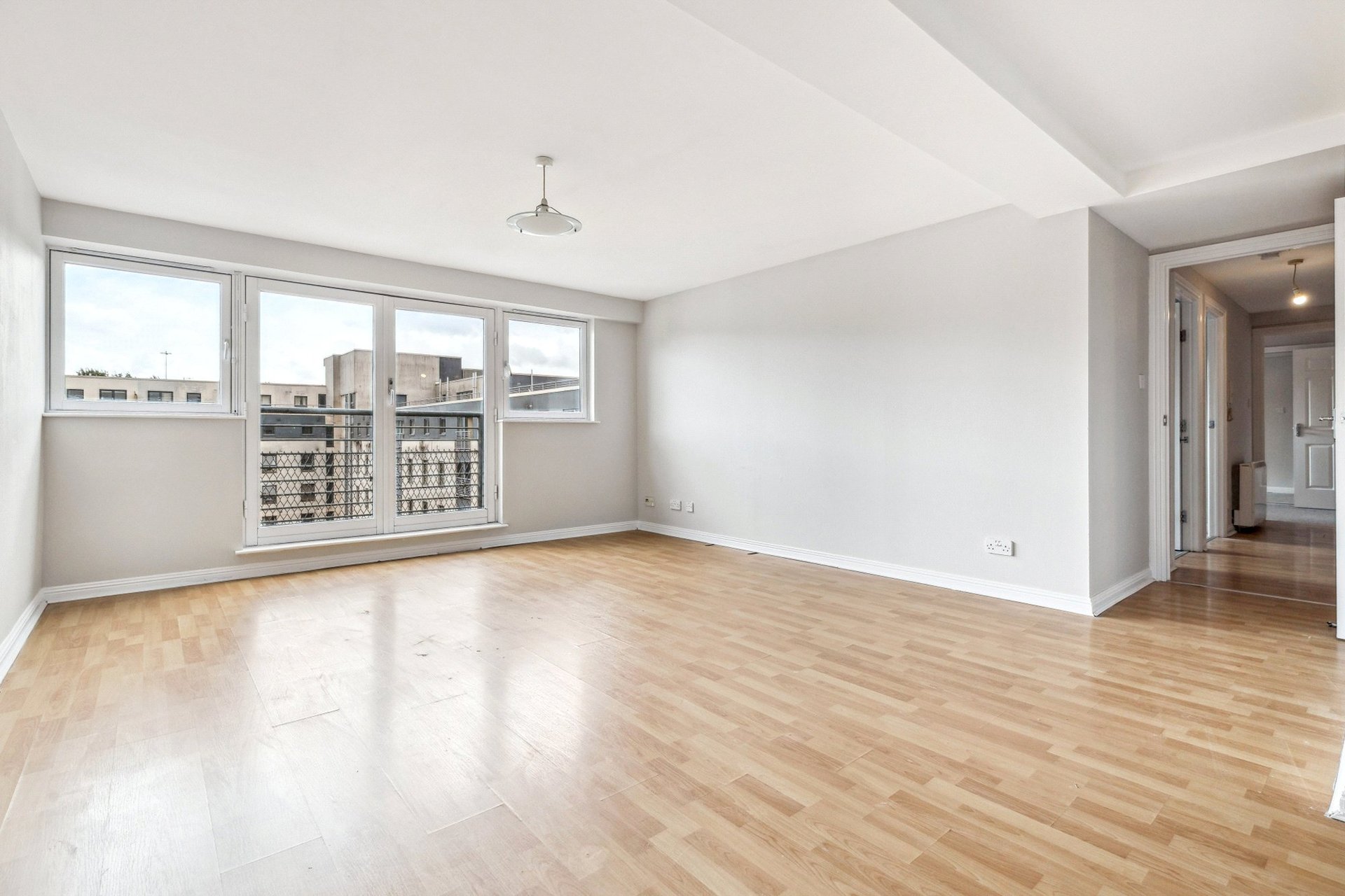 Flat 6/16 Kingston Quay, 220 Wallace Street, Tradeston, Glasgow City, G5 8AJ - Picture #2