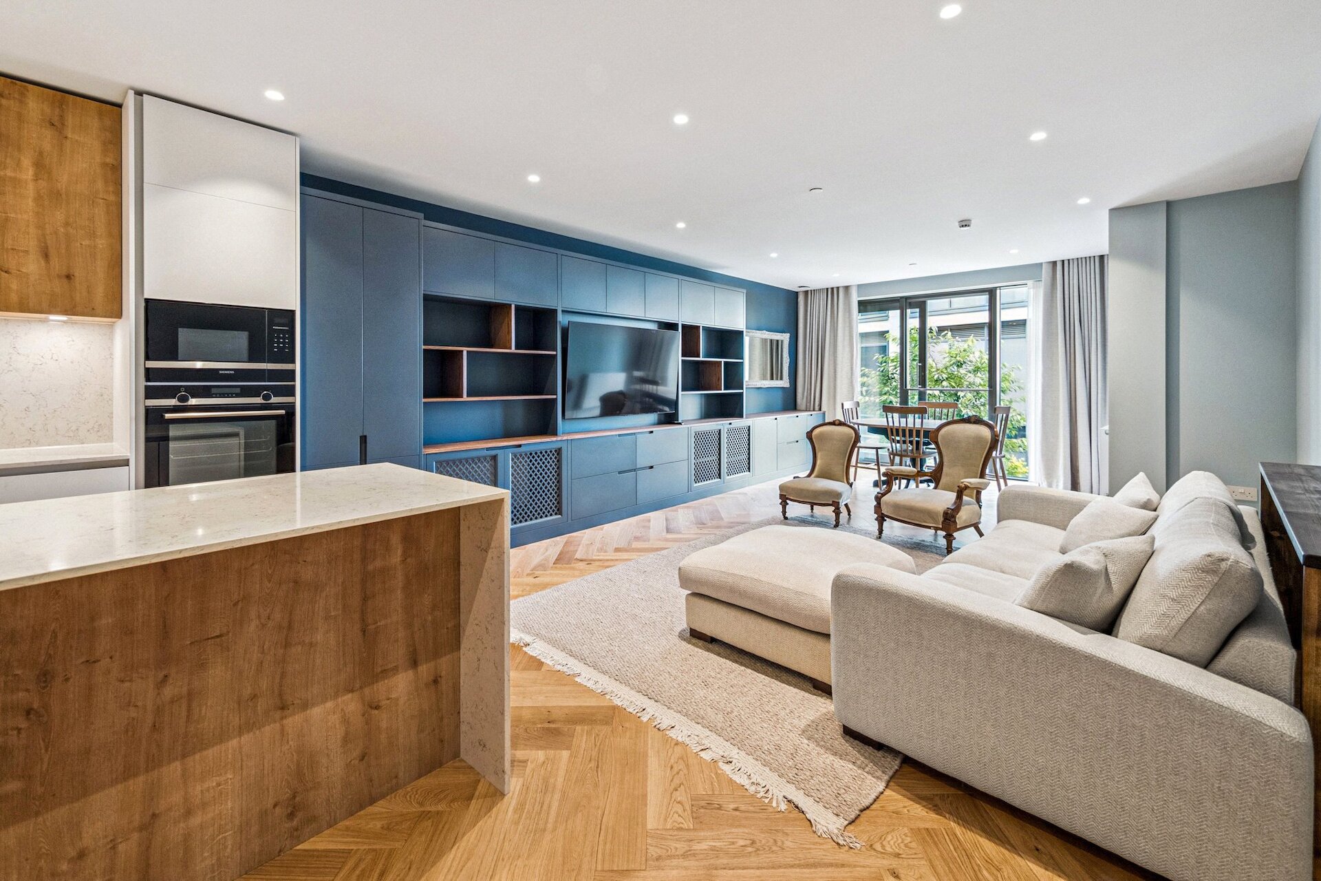 31 (Pavilion A), 1 St. James Place, Edinburgh, Midlothian, EH1 3BP - Picture #1