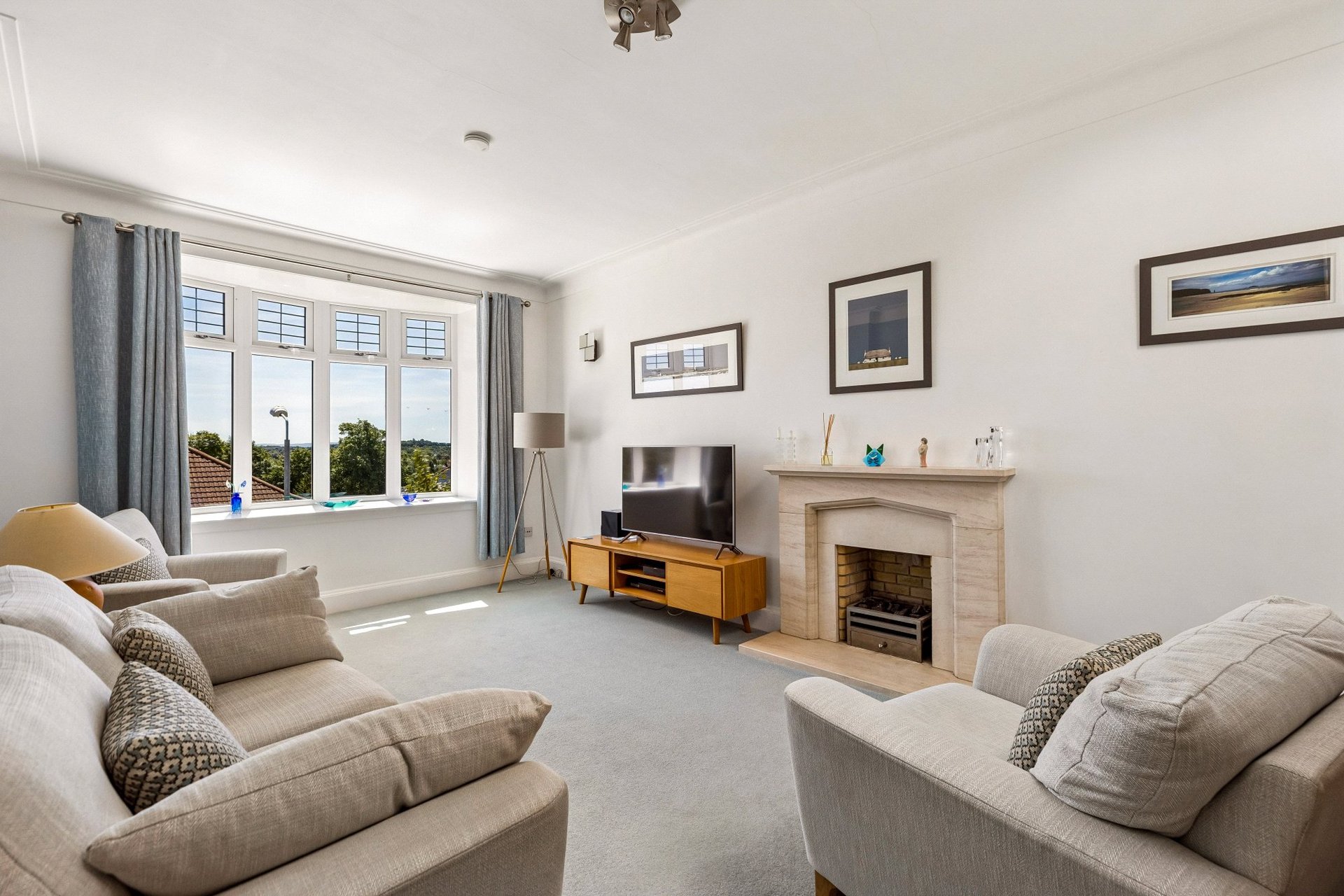 19 Douglas Park Crescent, Bearsden, G61 3DS - Picture #4
