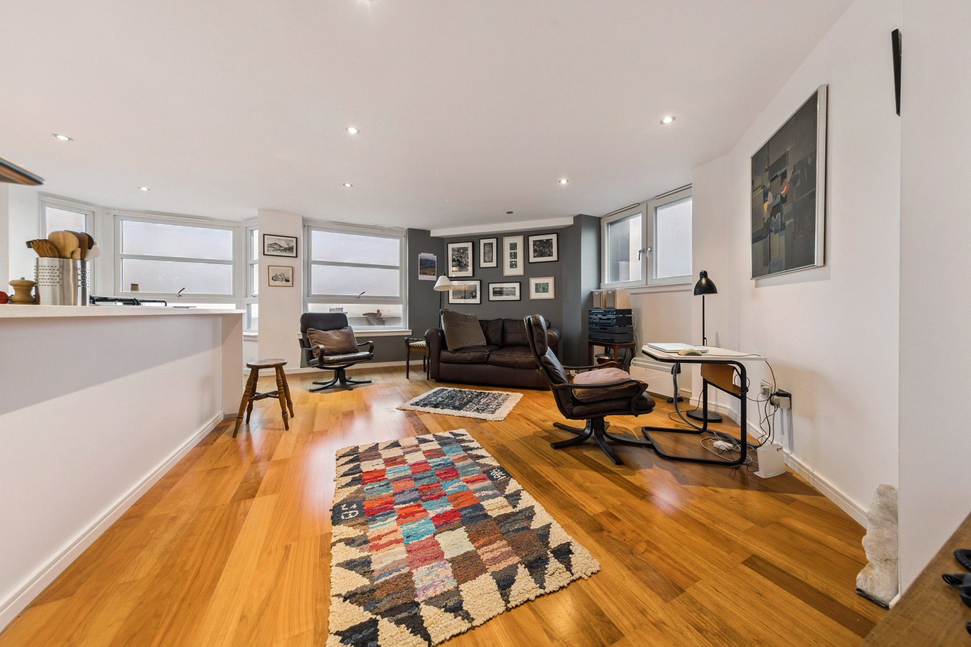 5/1 Park House, 10 Park Circus Place, Park, Glasgow, G3 6AN - Picture #2