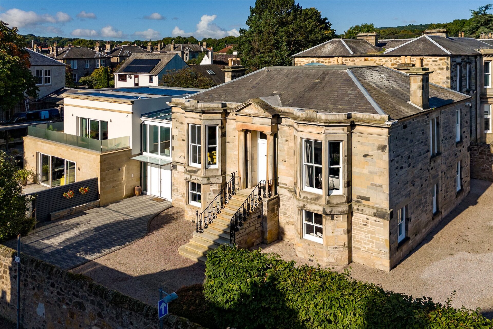 1 East Fergus Place, Kirkcaldy, Fife, KY1 1XT - Picture #1