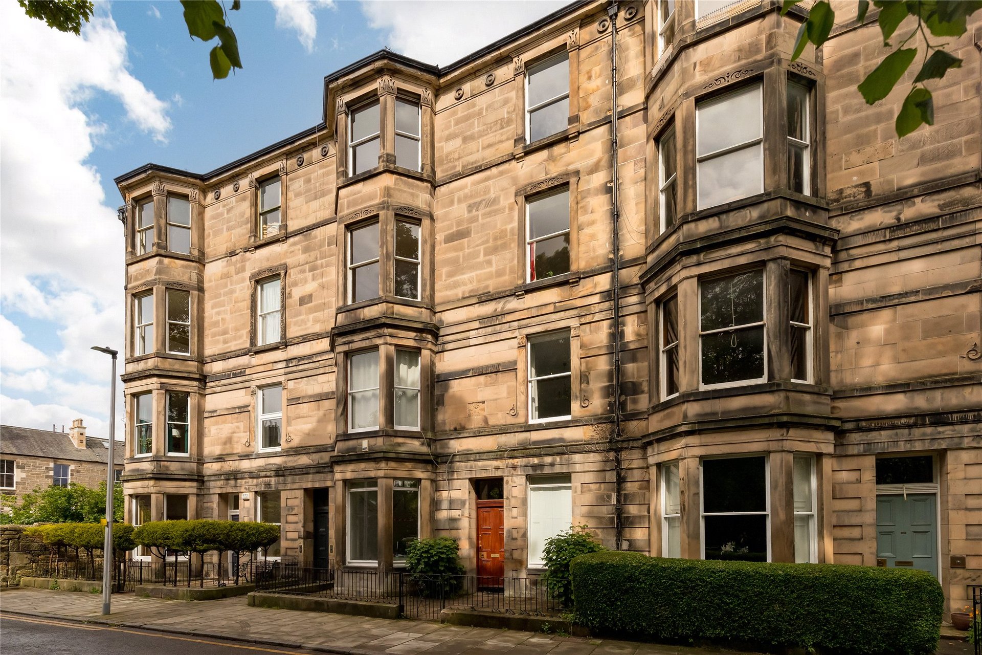 3F2, 40 Gillespie Crescent, Bruntsfield, Edinburgh, EH10 4HX - Picture #2