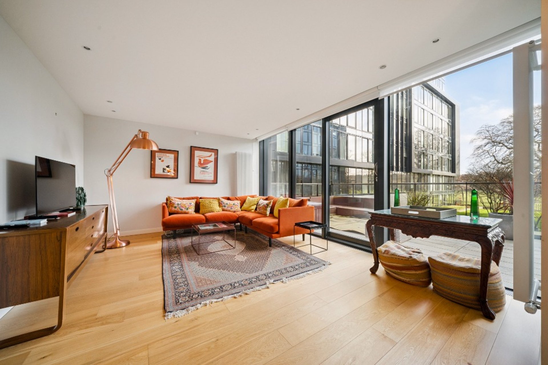 8 Simpson Loan, Meadows, Edinburgh, EH3 9GS - Picture #3