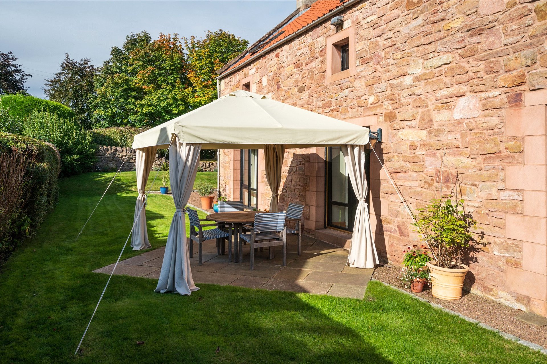 Old Mill House, West Saltoun, Pencaitland, East Lothian, EH34 5EP - Picture #27