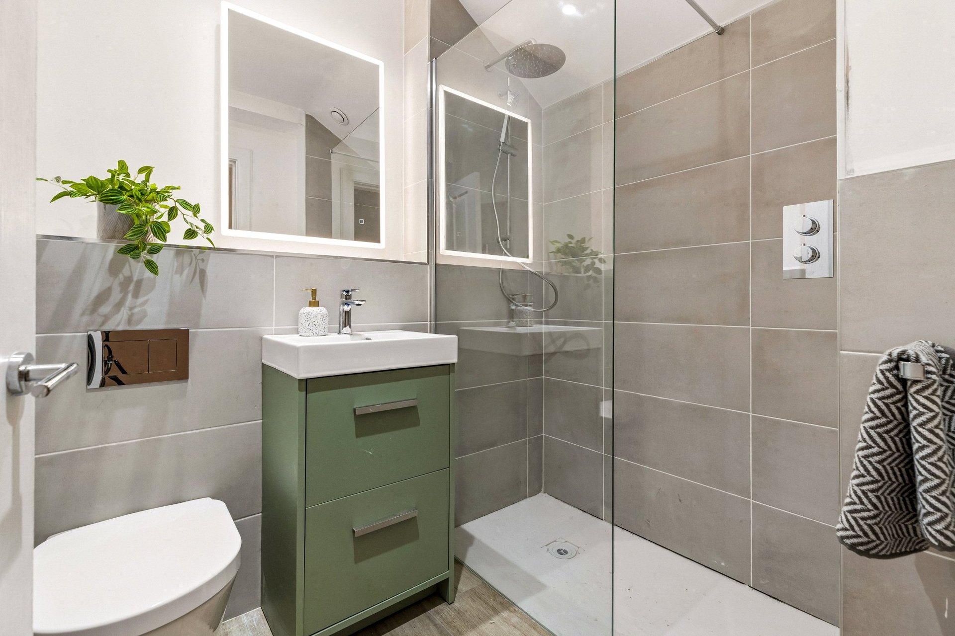 Lower Ground, 11 Queens Crescent, Woodlands, Glasgow, G4 9AS - Picture #15